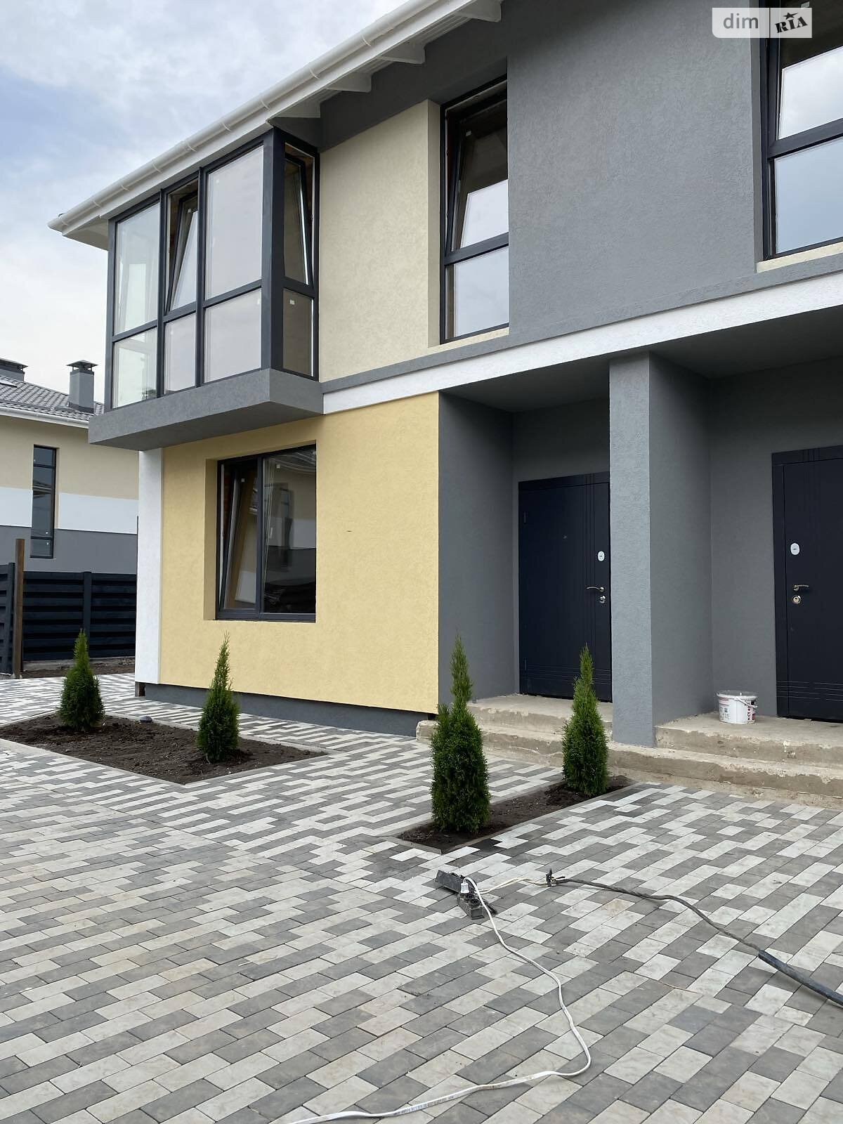 двухэтажный дуплекс, 130 кв. м, кирпич. Продажа в Гатном фото 1 двухэтажный дуплекс, 130 кв. м, кирпич. Продажа в Гатном фото 1