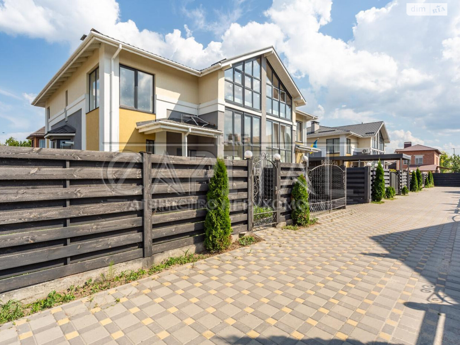 двухэтажный дуплекс, 149.3 кв. м, кирпич. Продажа в Гатном фото 1 двухэтажный дуплекс, 149.3 кв. м, кирпич. Продажа в Гатном фото 1