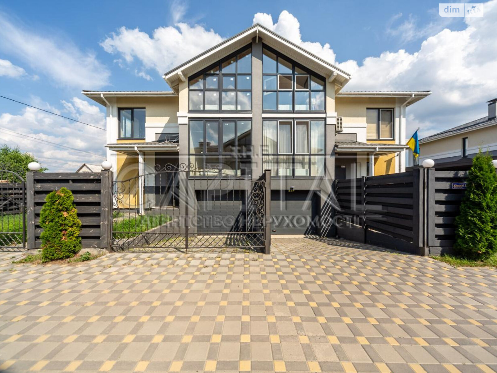 двухэтажный дуплекс, 149.3 кв. м, кирпич. Продажа в Гатном фото 1 двухэтажный дуплекс, 149.3 кв. м, кирпич. Продажа в Гатном фото 1