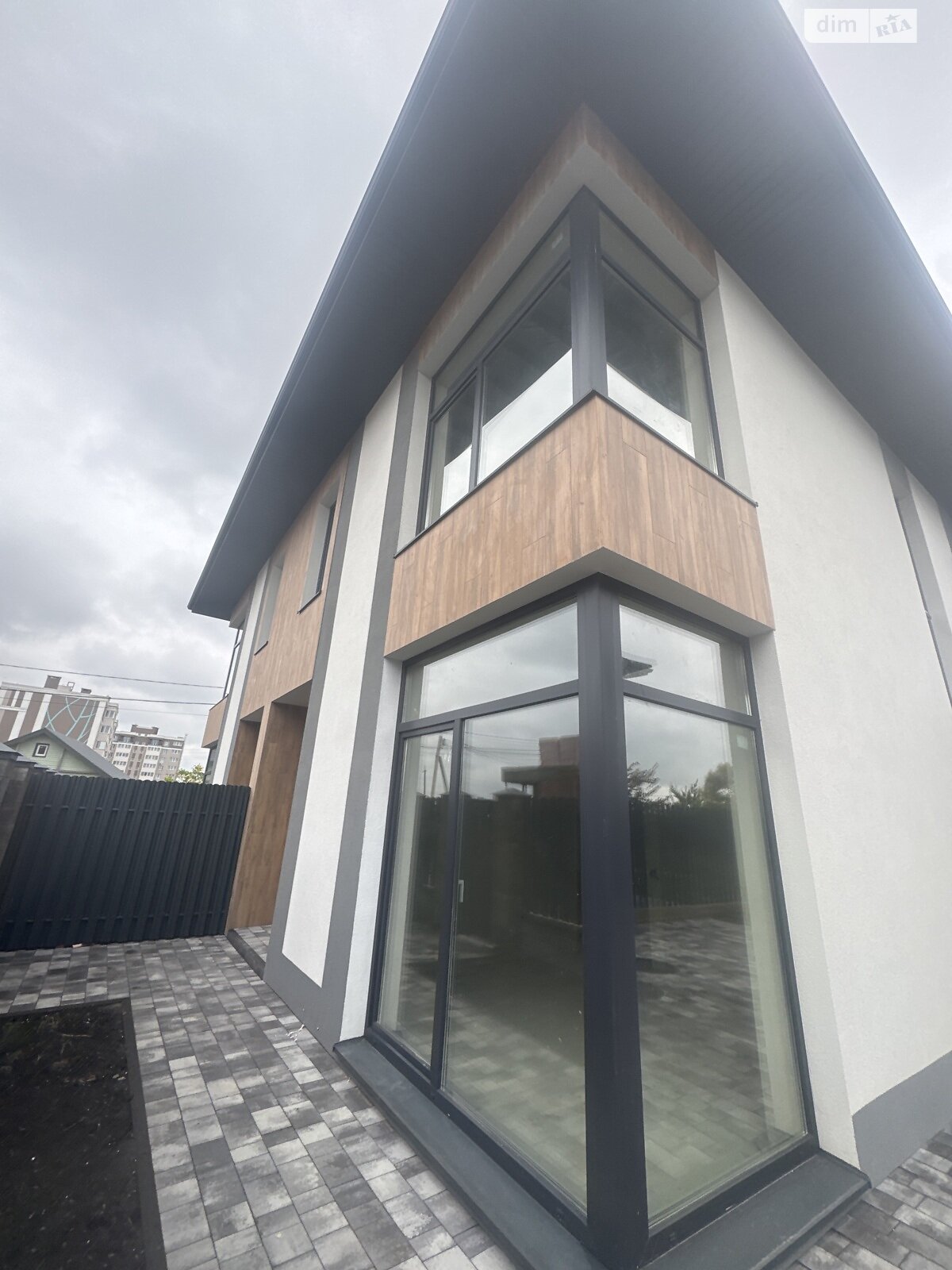 двоповерховий дуплекс, 112 кв. м, кирпич. Продаж у Гатне фото 1