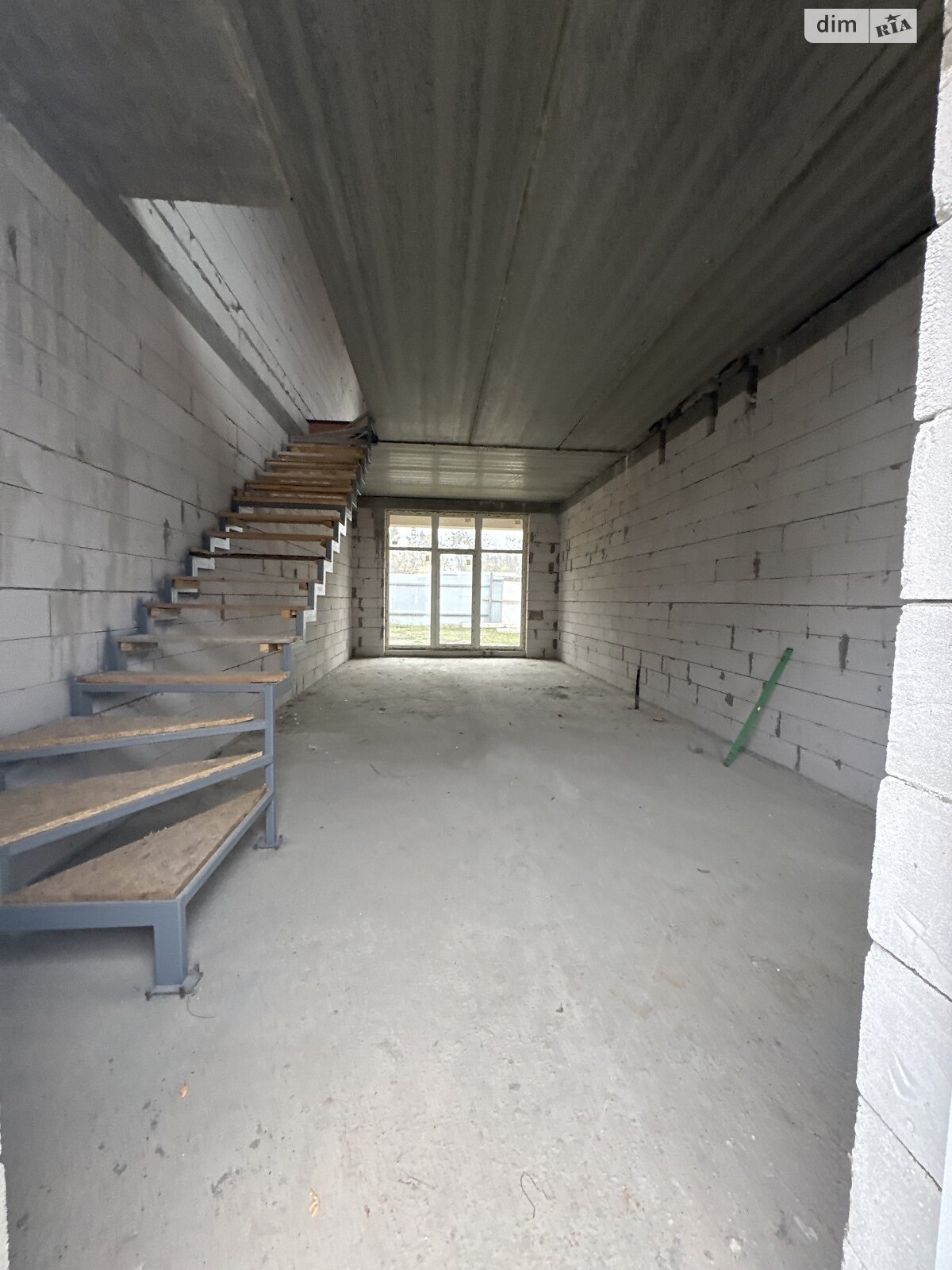 двухэтажный дуплекс, 87 кв. м, керамзитобетон. Продажа в Горенке фото 1