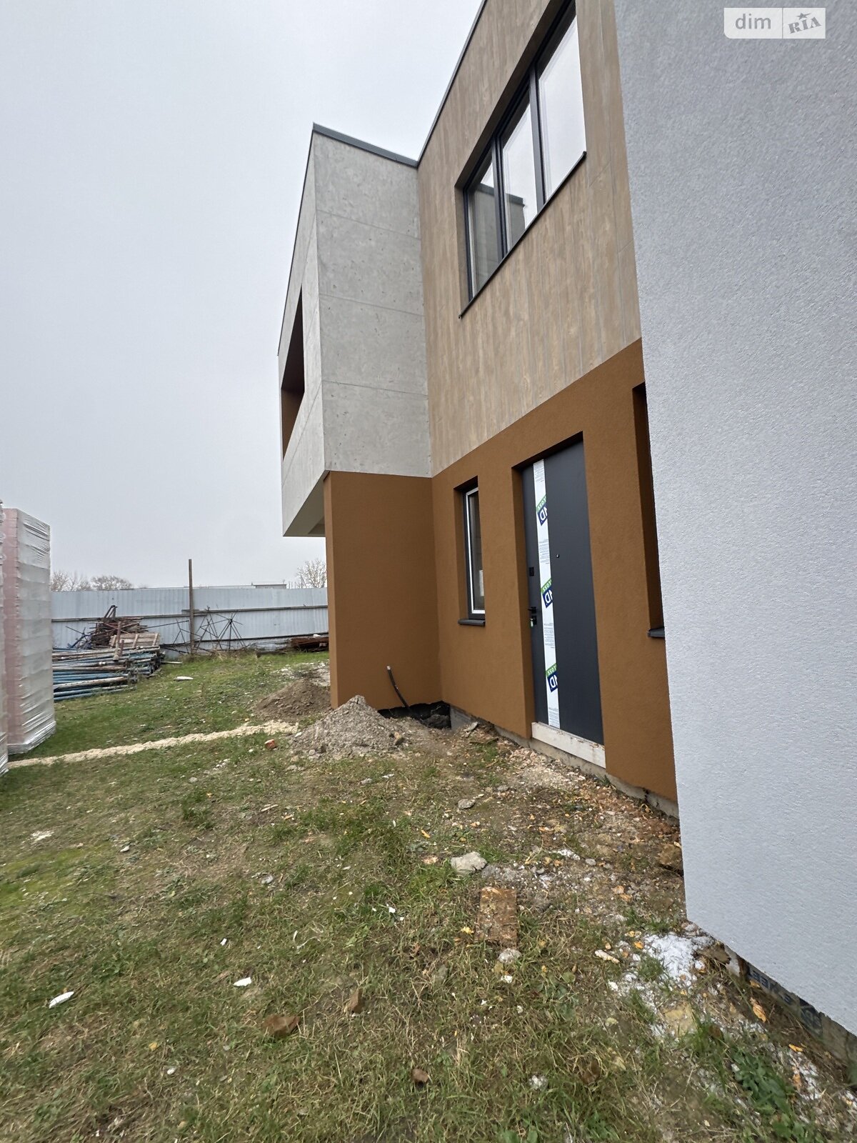 двухэтажный дуплекс, 87 кв. м, керамзитобетон. Продажа в Горенке фото 1