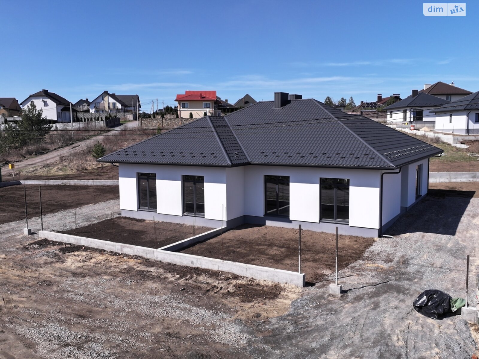 одноэтажный дуплекс, 95 кв. м, кирпич. Продажа в Городке фото 1 одноэтажный дуплекс, 95 кв. м, кирпич. Продажа в Городке фото 1