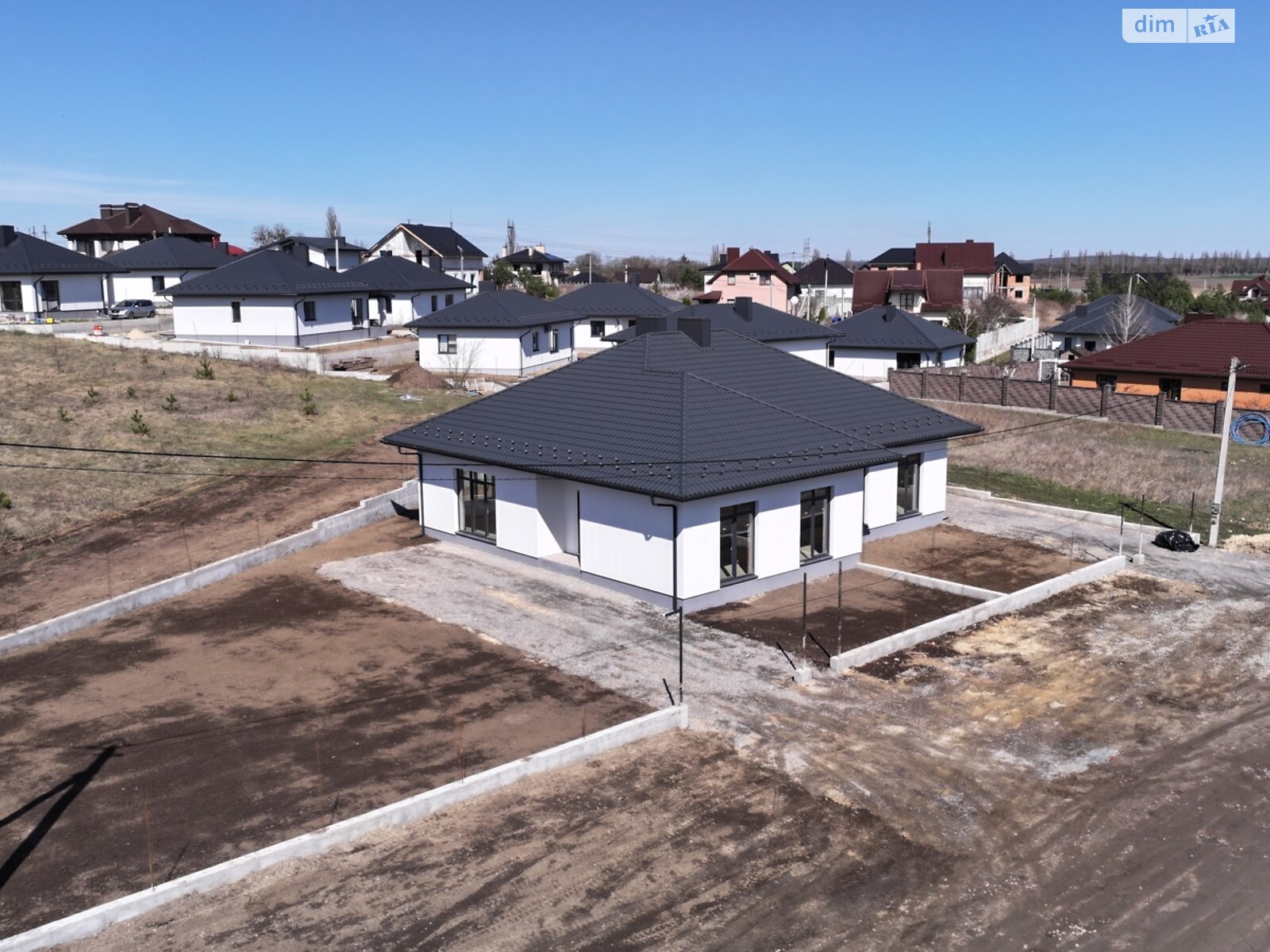одноэтажный дуплекс, 95 кв. м, кирпич. Продажа в Городке фото 1 одноэтажный дуплекс, 95 кв. м, кирпич. Продажа в Городке фото 1