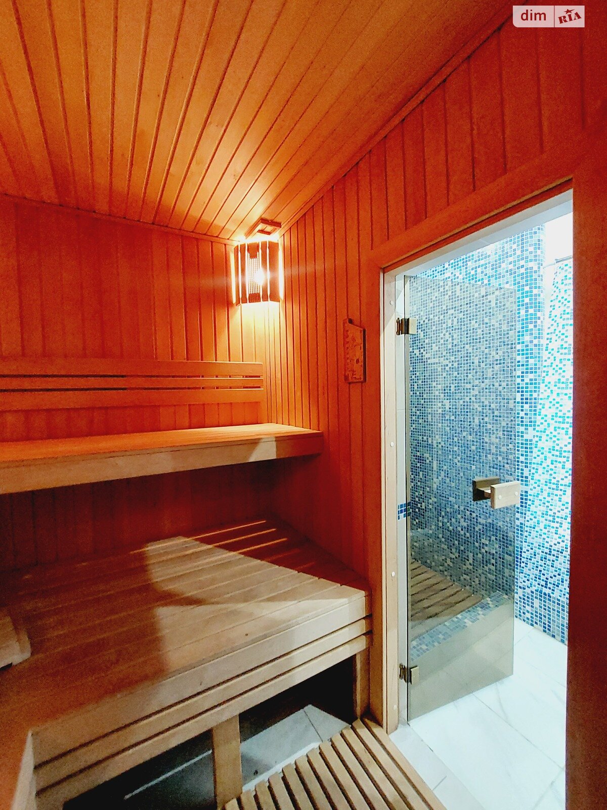 двоповерховий дуплекс, 227 кв. м, цегла. Продаж у Гостомелі фото 1 двоповерховий дуплекс, 227 кв. м, цегла. Продаж у Гостомелі фото 1