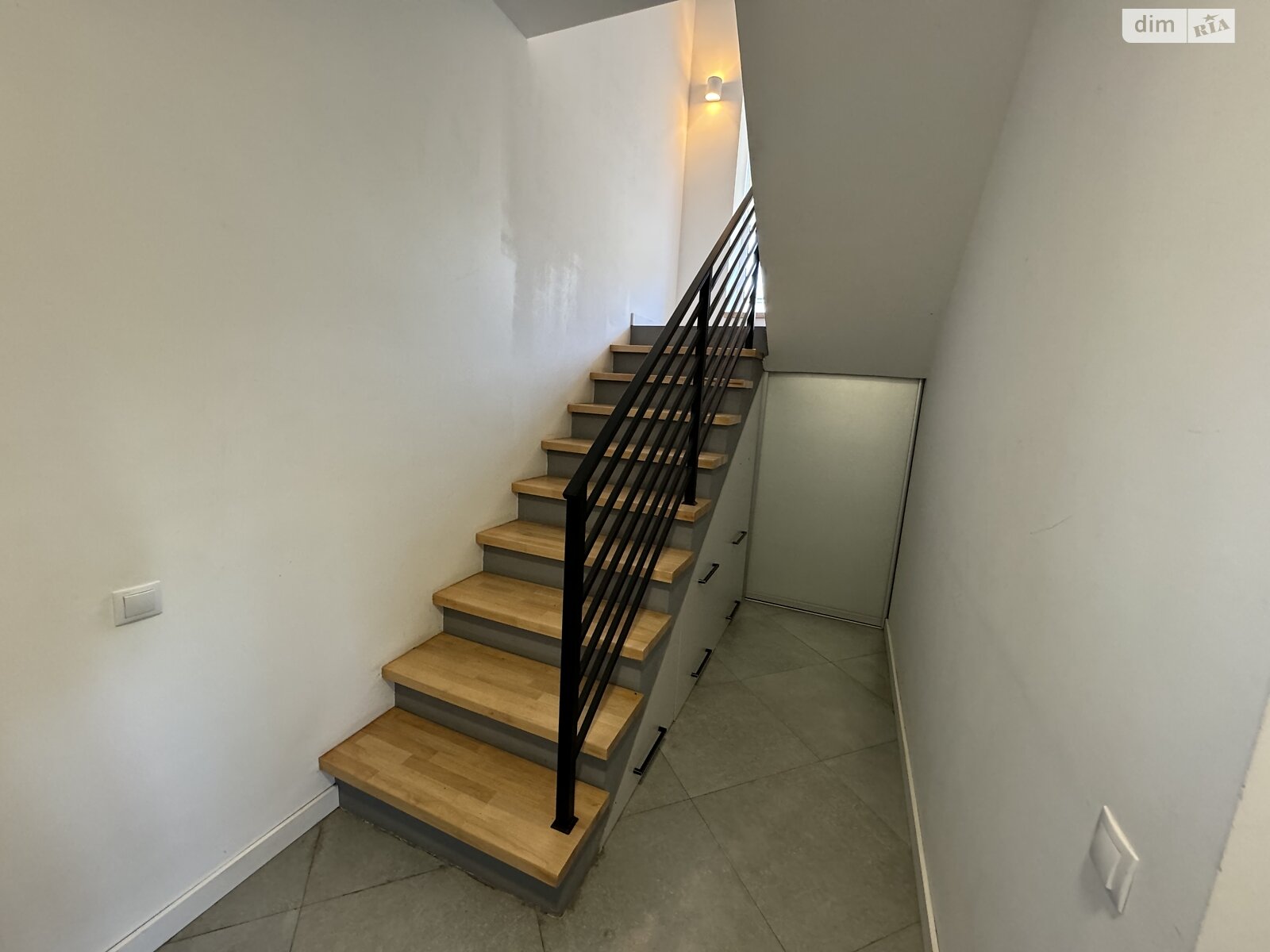двоповерховий дуплекс, 128 кв. м, цегла. Продаж у Гостомелі фото 1 двоповерховий дуплекс, 128 кв. м, цегла. Продаж у Гостомелі фото 1
