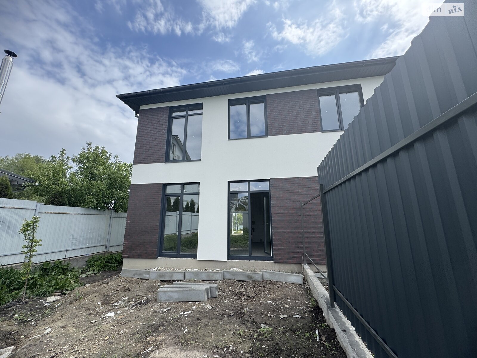 двоповерховий дуплекс, 125 кв. м, пінобетон. Продаж у Гостомелі фото 1 двоповерховий дуплекс, 125 кв. м, пінобетон. Продаж у Гостомелі фото 1