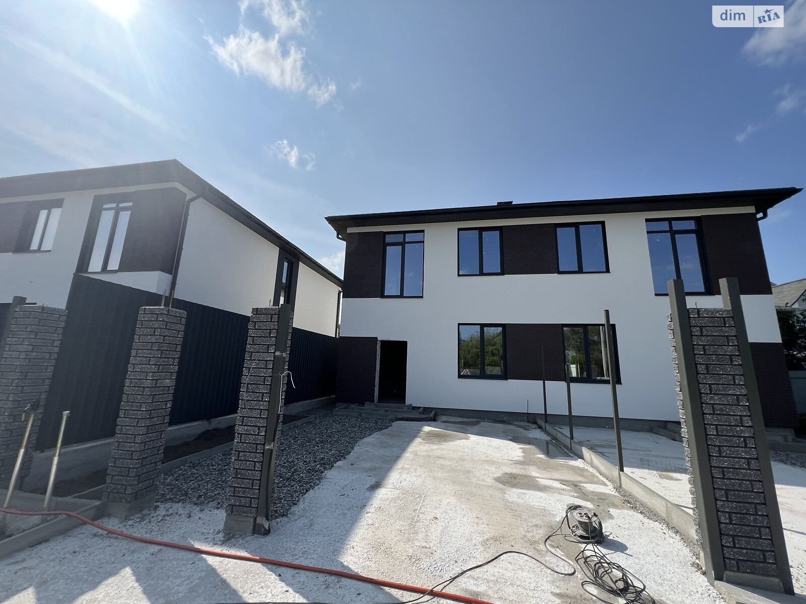 двоповерховий дуплекс, 128 кв. м, газобетон. Продаж у Гостомелі фото 1 двоповерховий дуплекс, 128 кв. м, газобетон. Продаж у Гостомелі фото 1