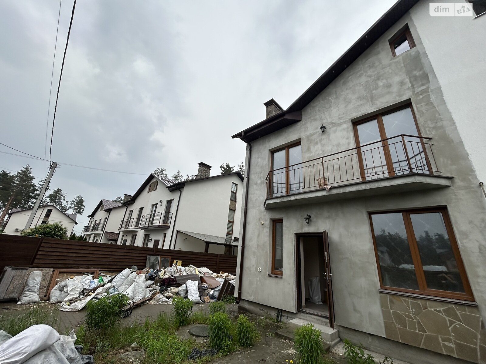 трехэтажный дуплекс, 167 кв. м, кирпич. Продажа в Гостомеле фото 1 трехэтажный дуплекс, 167 кв. м, кирпич. Продажа в Гостомеле фото 1