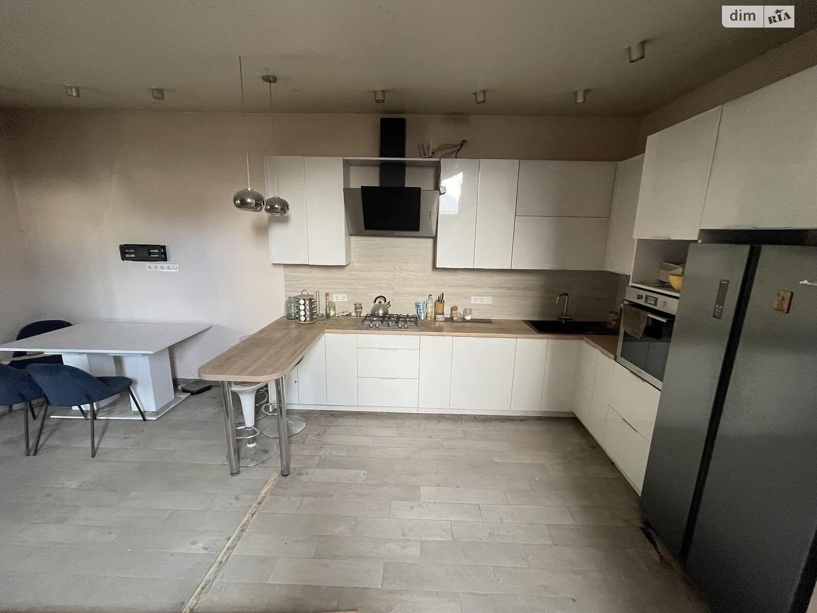 трехэтажный дуплекс, 167 кв. м, кирпич. Продажа в Гостомеле фото 1