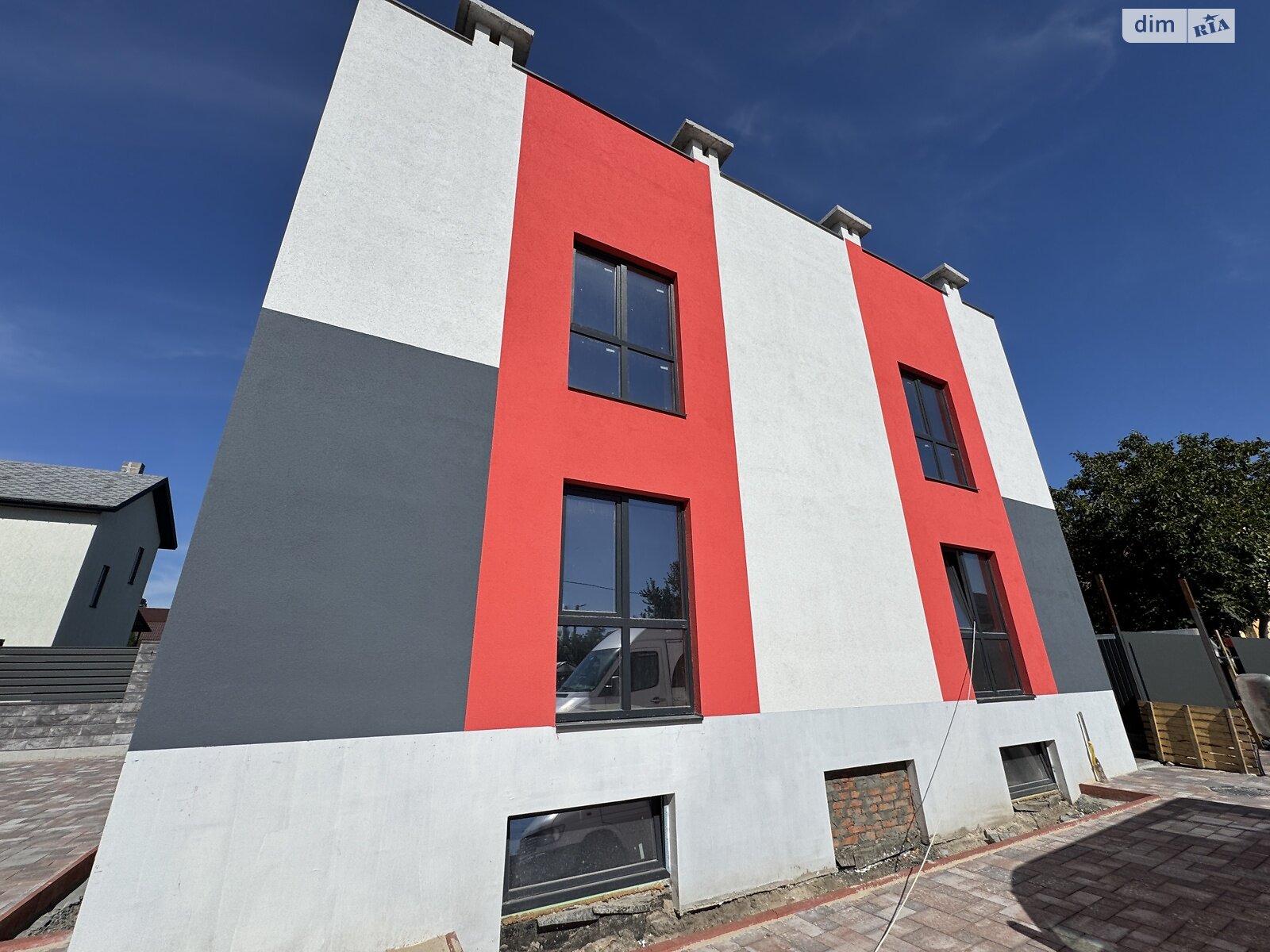 двоповерховий дуплекс, 109 кв. м, цегла. Продаж у Гостомелі фото 1 двоповерховий дуплекс, 109 кв. м, цегла. Продаж у Гостомелі фото 1