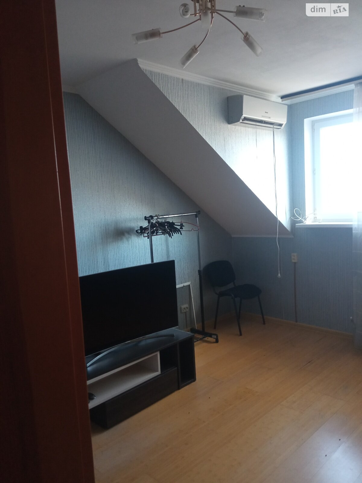 трехэтажный дуплекс, 218 кв. м, кирпич. Продажа в Гостомеле фото 1 трехэтажный дуплекс, 218 кв. м, кирпич. Продажа в Гостомеле фото 1