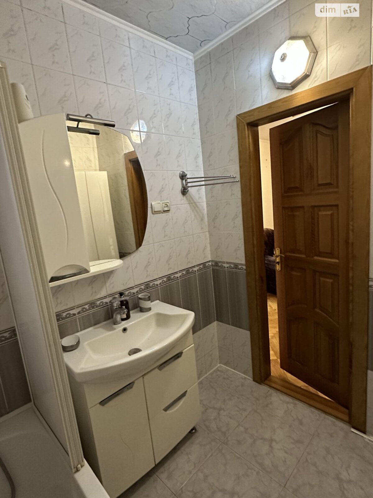 двоповерховий дуплекс, 155 кв. м, цегла. Продаж в Хмельницькому, район Лезневе фото 1 двоповерховий дуплекс, 155 кв. м, цегла. Продаж в Хмельницькому, район Лезневе фото 1