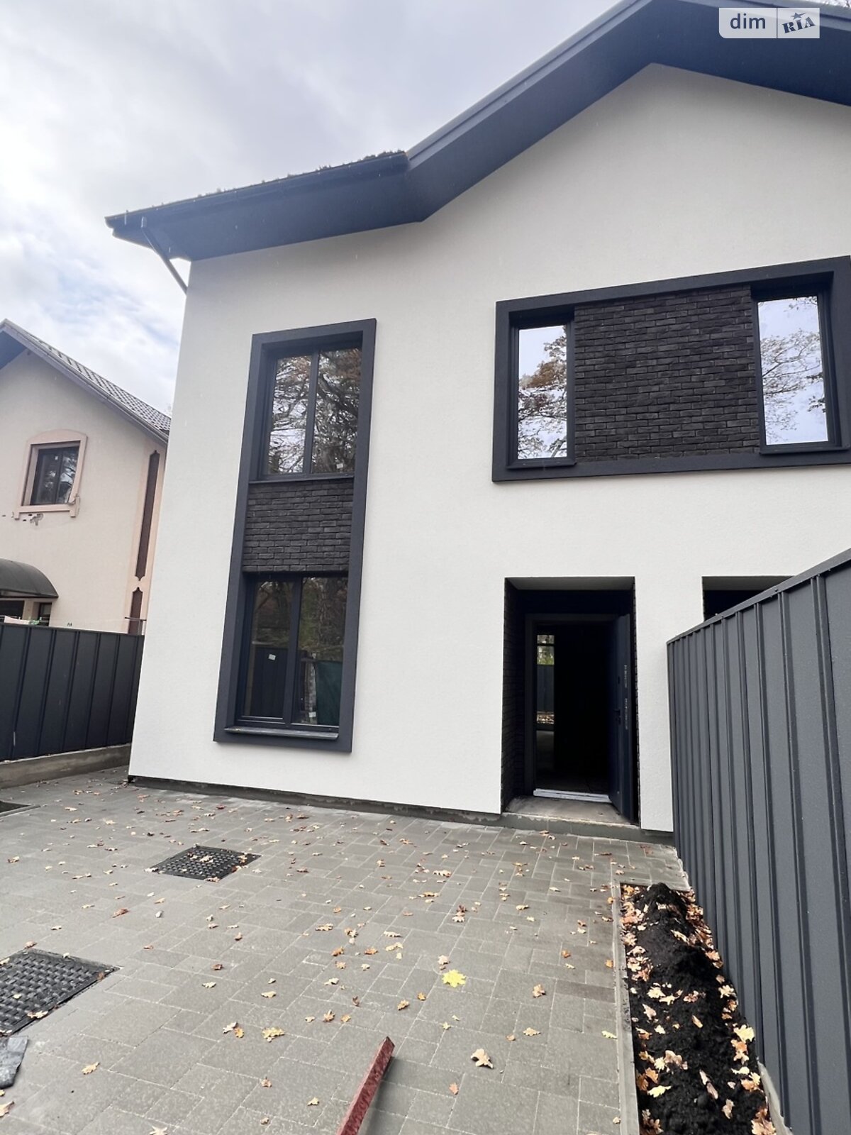 трехэтажный дуплекс, 150 кв. м, керамический блок. Продажа в Ирпене фото 1 трехэтажный дуплекс, 150 кв. м, керамический блок. Продажа в Ирпене фото 1