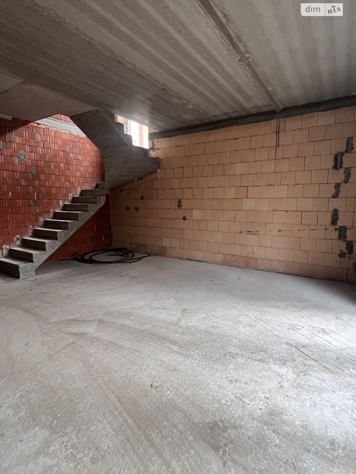 трехэтажный дуплекс, 150 кв. м, керамический блок. Продажа в Ирпене фото 1 трехэтажный дуплекс, 150 кв. м, керамический блок. Продажа в Ирпене фото 1