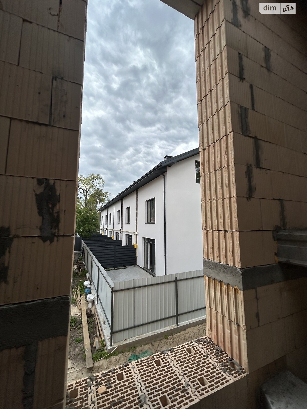 триповерховий дуплекс, 126 кв. м, керамічний блок. Продаж в Ірпені, район Ірпінь фото 1 триповерховий дуплекс, 126 кв. м, керамічний блок. Продаж в Ірпені, район Ірпінь фото 1