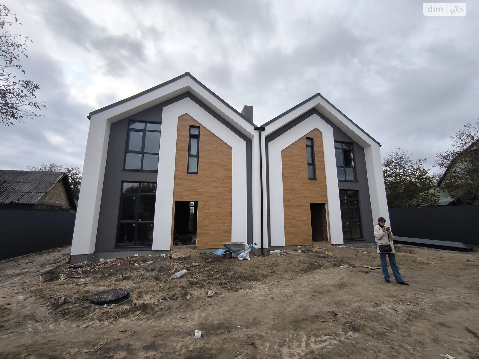 двоповерховий дуплекс, 105 кв. м, кирпич. Продаж в Ірпені, район Ірпінь фото 1 двоповерховий дуплекс, 105 кв. м, кирпич. Продаж в Ірпені, район Ірпінь фото 1