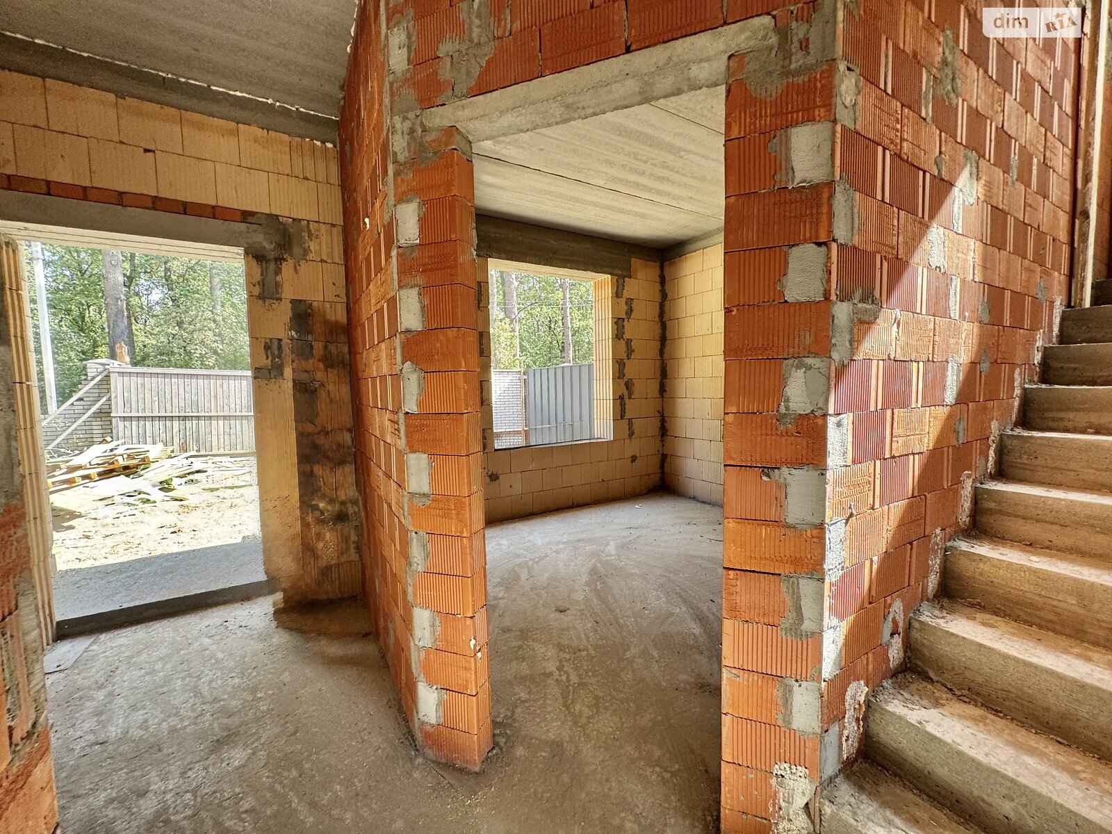 триповерховий дуплекс, 102 кв. м, кирпич. Продаж в Ірпені, район Ірпінь фото 1 триповерховий дуплекс, 102 кв. м, кирпич. Продаж в Ірпені, район Ірпінь фото 1