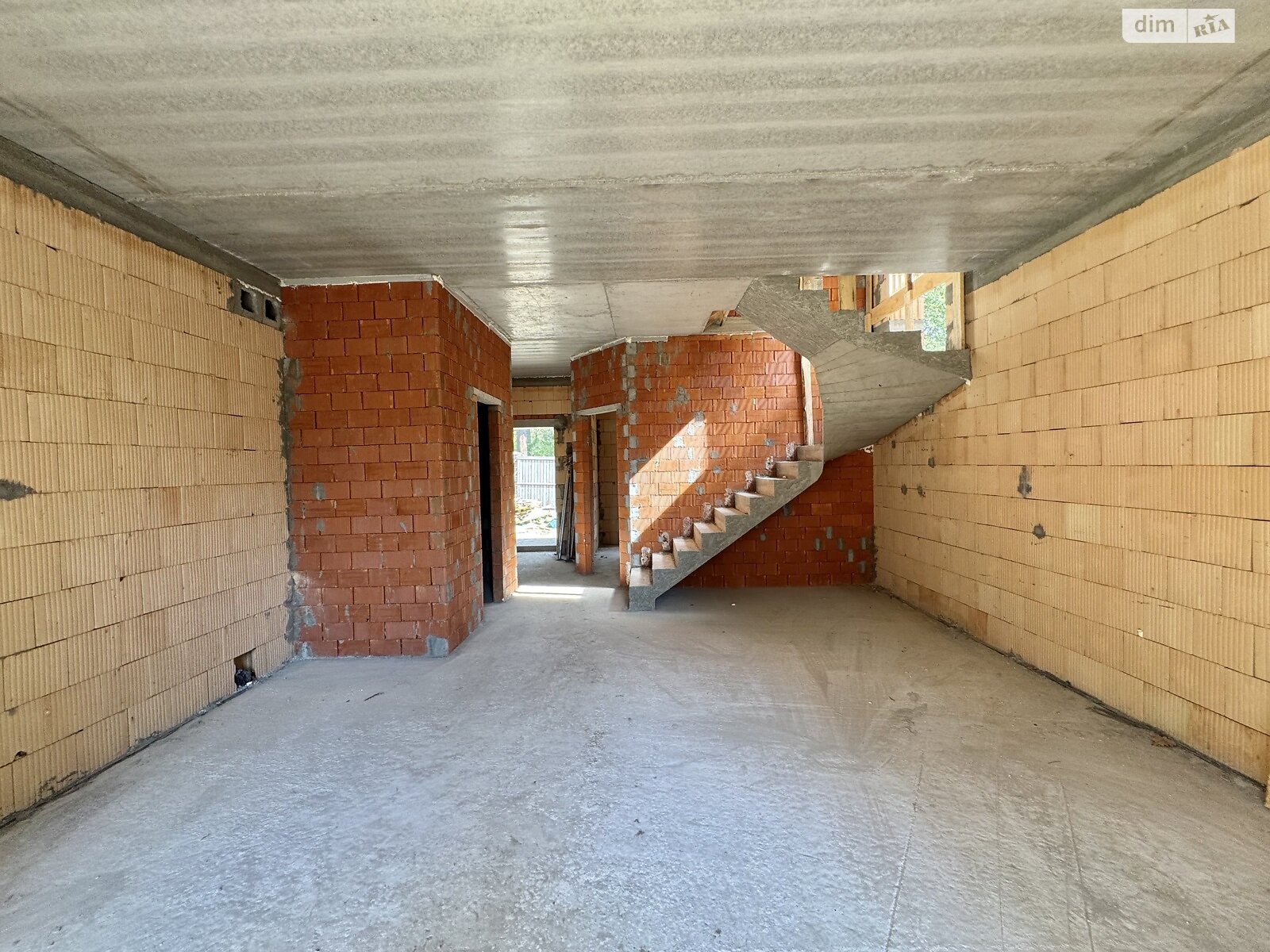 триповерховий дуплекс, 102 кв. м, кирпич. Продаж в Ірпені, район Ірпінь фото 1 триповерховий дуплекс, 102 кв. м, кирпич. Продаж в Ірпені, район Ірпінь фото 1