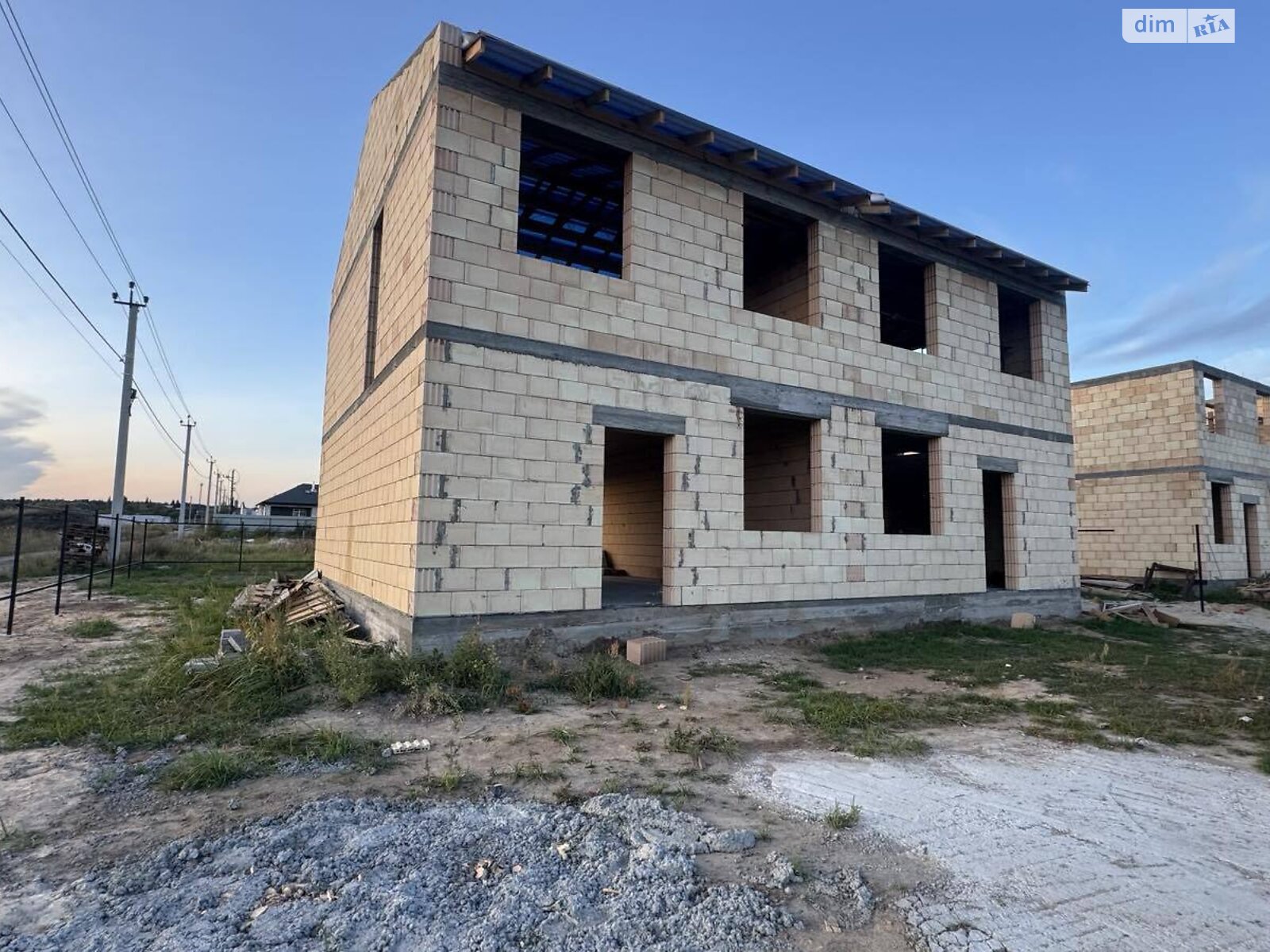 двухэтажный дуплекс, 110 кв. м, кирпич. Продажа в Ирпене район Ирпень фото 1 двухэтажный дуплекс, 110 кв. м, кирпич. Продажа в Ирпене район Ирпень фото 1