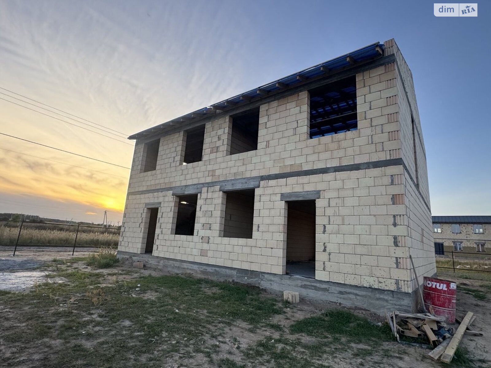 двухэтажный дуплекс, 110 кв. м, кирпич. Продажа в Ирпене район Ирпень фото 1 двухэтажный дуплекс, 110 кв. м, кирпич. Продажа в Ирпене район Ирпень фото 1