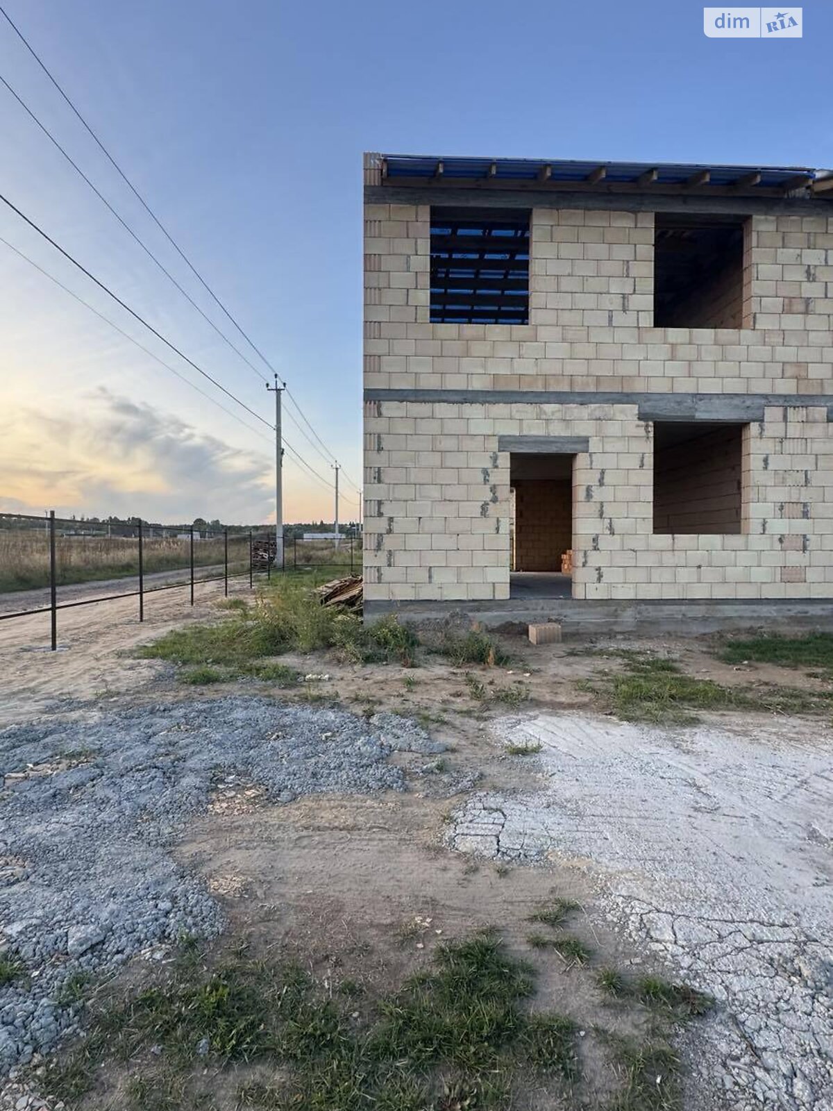 двухэтажный дуплекс, 110 кв. м, кирпич. Продажа в Ирпене район Ирпень фото 1 двухэтажный дуплекс, 110 кв. м, кирпич. Продажа в Ирпене район Ирпень фото 1