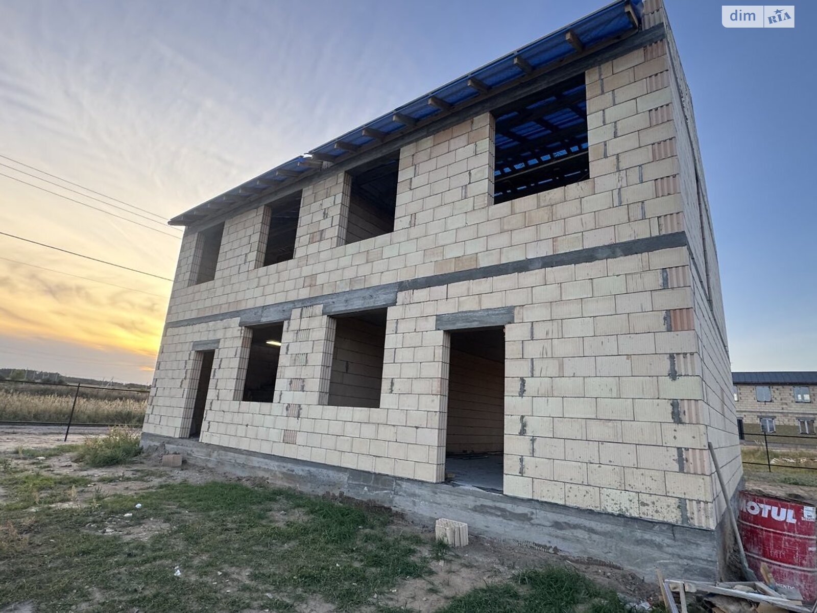 двухэтажный дуплекс, 110 кв. м, кирпич. Продажа в Ирпене район Ирпень фото 1 двухэтажный дуплекс, 110 кв. м, кирпич. Продажа в Ирпене район Ирпень фото 1