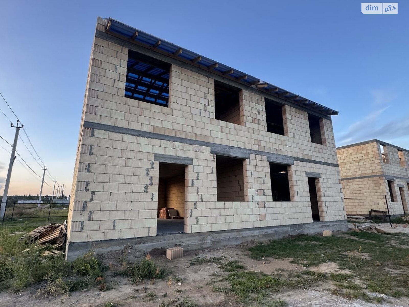 двухэтажный дуплекс, 110 кв. м, кирпич. Продажа в Ирпене район Ирпень фото 1 двухэтажный дуплекс, 110 кв. м, кирпич. Продажа в Ирпене район Ирпень фото 1