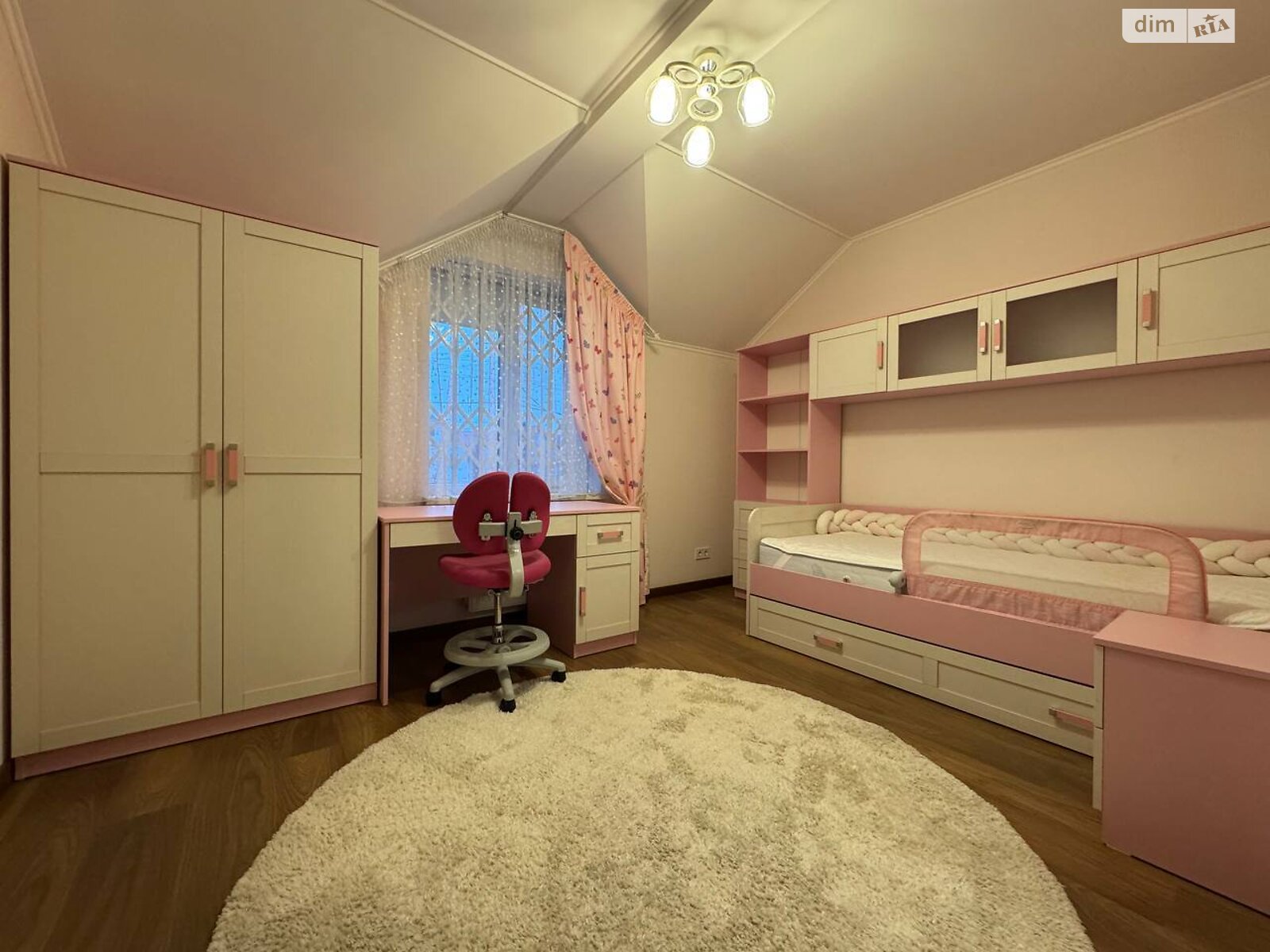 двухэтажный дуплекс, 147.3 кв. м, кирпич. Продажа в Ирпене район Ирпень фото 1 двухэтажный дуплекс, 147.3 кв. м, кирпич. Продажа в Ирпене район Ирпень фото 1