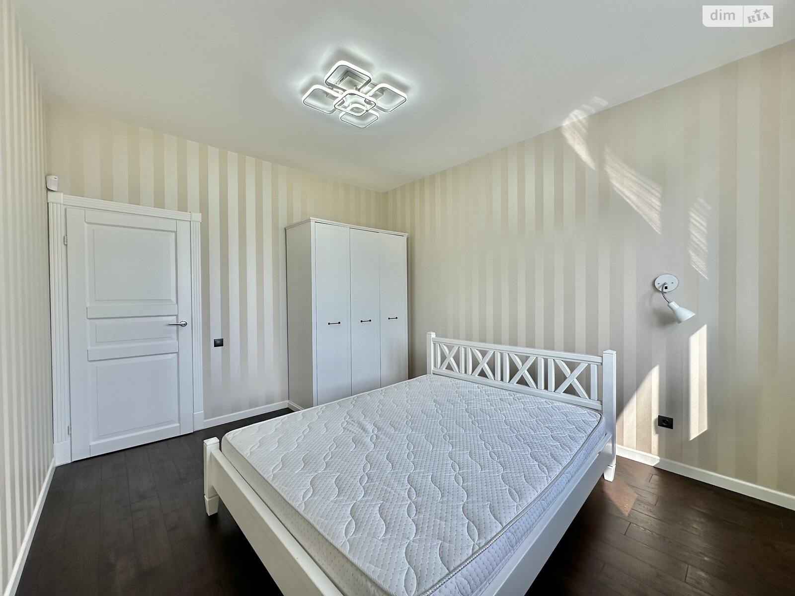 двухэтажный дуплекс, 121.3 кв. м, кирпич. Продажа в Ирпене район Ирпень фото 1 двухэтажный дуплекс, 121.3 кв. м, кирпич. Продажа в Ирпене район Ирпень фото 1