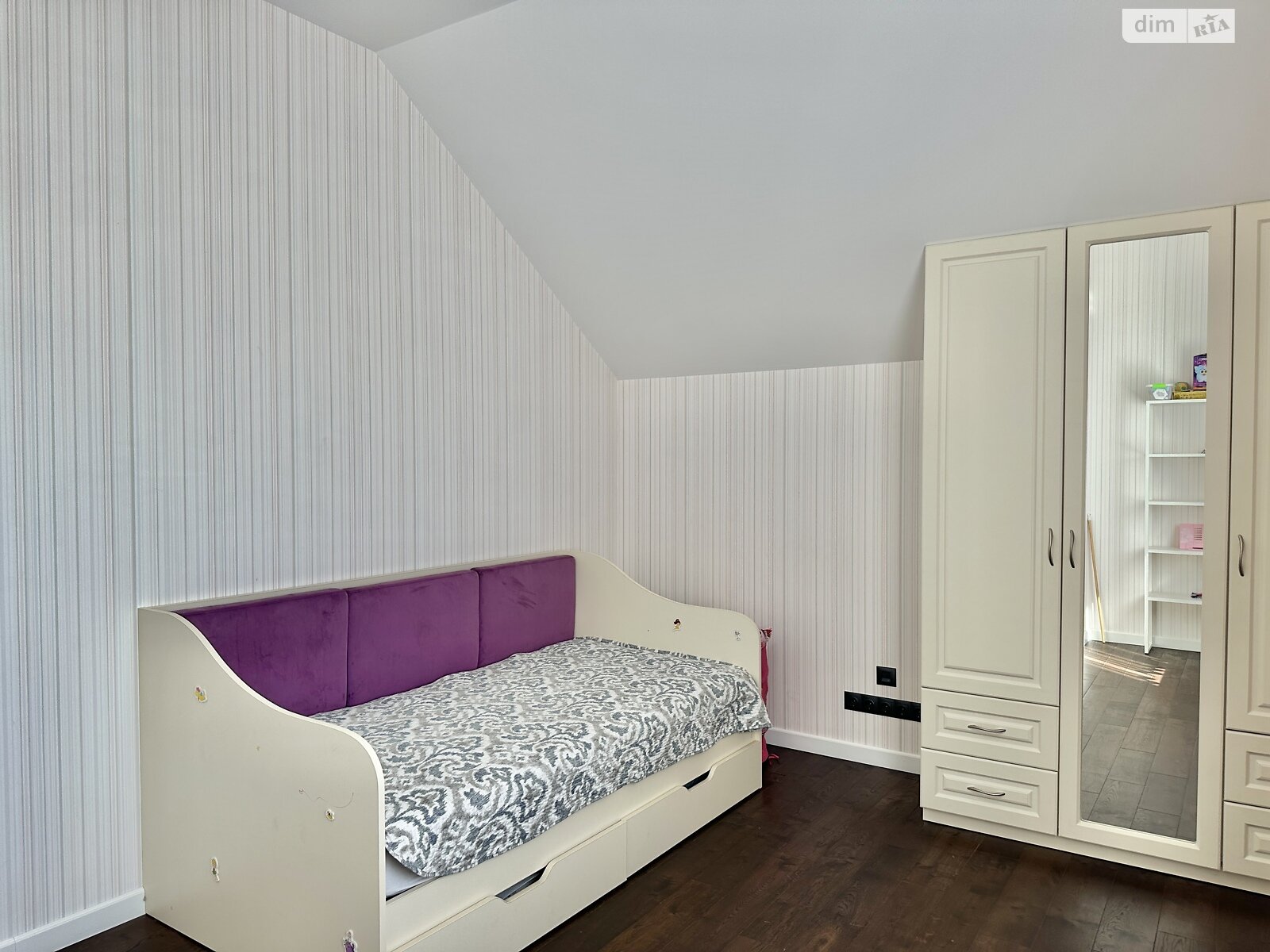 двоповерховий дуплекс, 121.3 кв. м, цегла. Продаж в Ірпені, район Ірпінь фото 1 двоповерховий дуплекс, 121.3 кв. м, цегла. Продаж в Ірпені, район Ірпінь фото 1