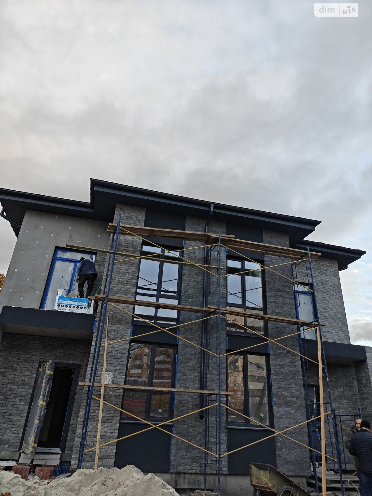 трехэтажный дуплекс, 170 кв. м, кирпич. Продажа в Ирпене район Ирпень фото 1