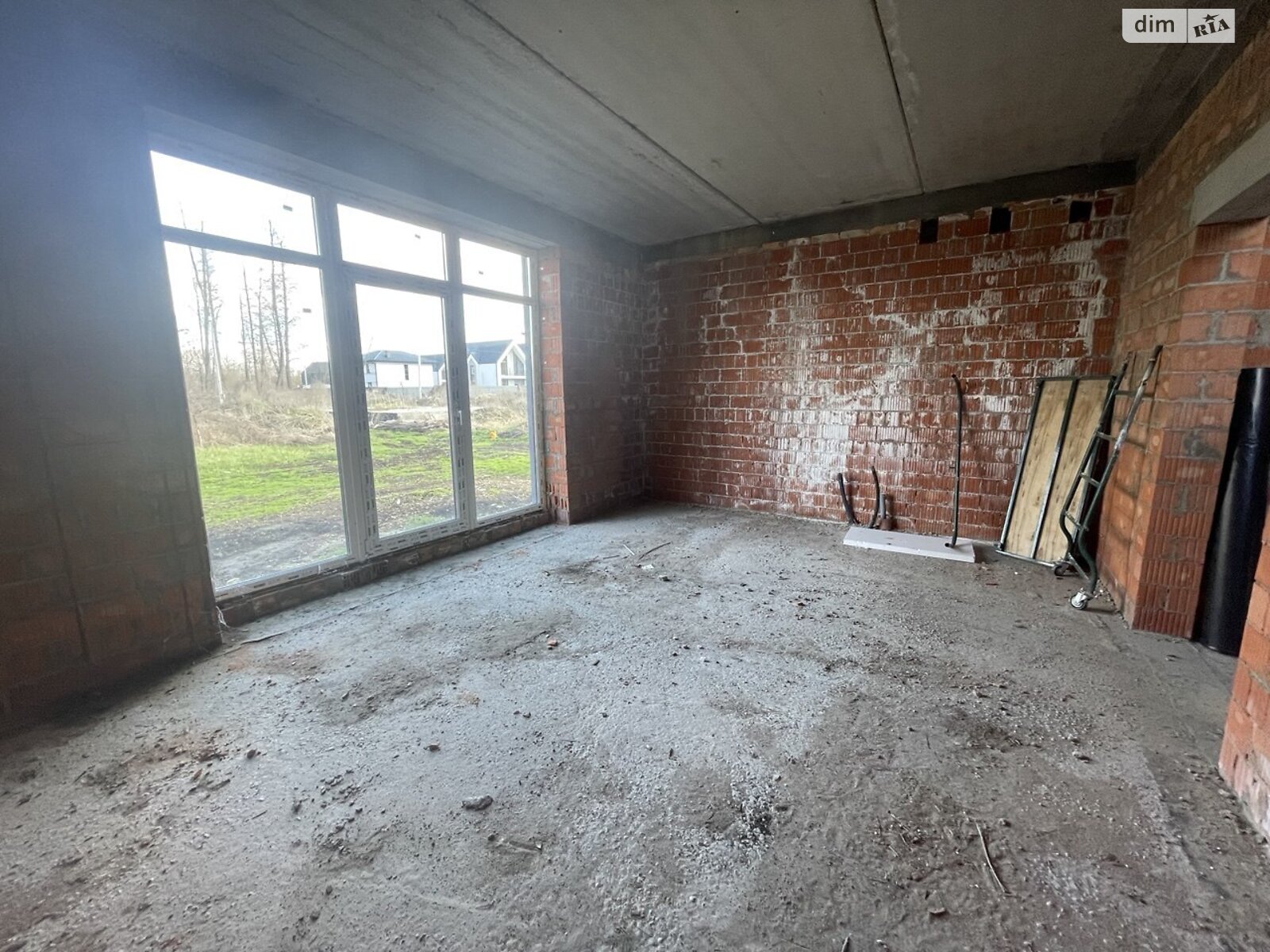 трехэтажный дуплекс, 130 кв. м, кирпич. Продажа в Ирпене район Ирпень фото 1 трехэтажный дуплекс, 130 кв. м, кирпич. Продажа в Ирпене район Ирпень фото 1