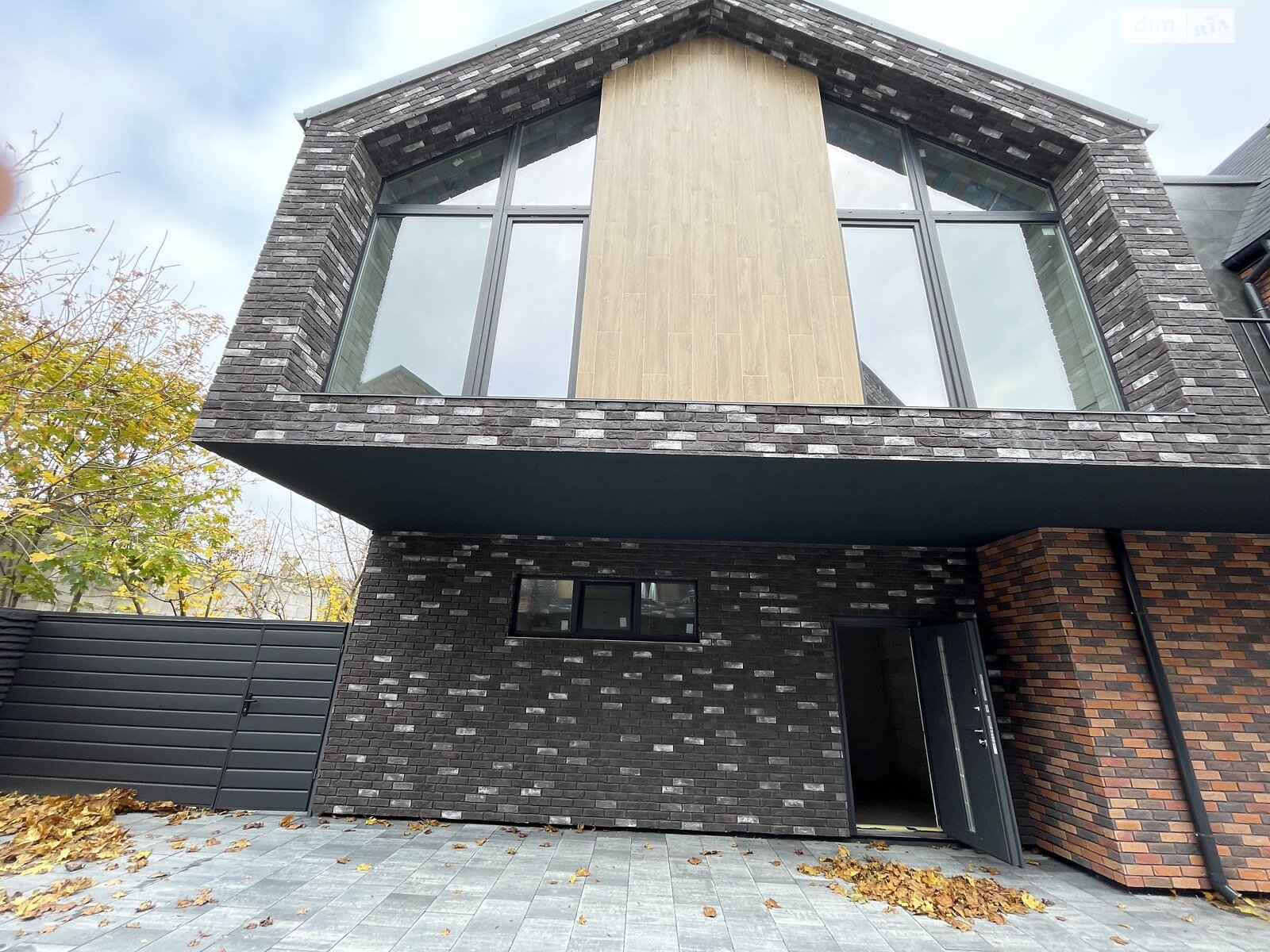 двухэтажный дуплекс, 105 кв. м, кирпич. Продажа в Ирпене фото 1 двухэтажный дуплекс, 105 кв. м, кирпич. Продажа в Ирпене фото 1