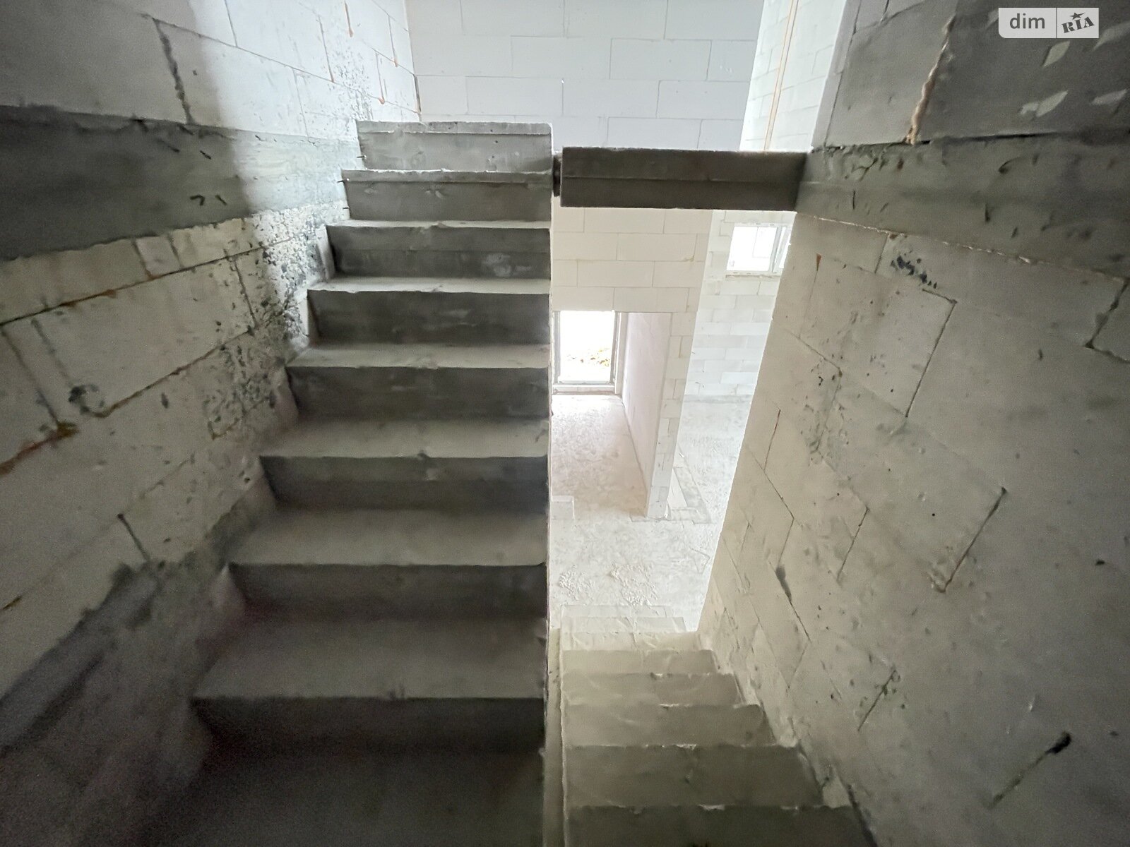 двухэтажный дуплекс, 105 кв. м, кирпич. Продажа в Ирпене фото 1 двухэтажный дуплекс, 105 кв. м, кирпич. Продажа в Ирпене фото 1