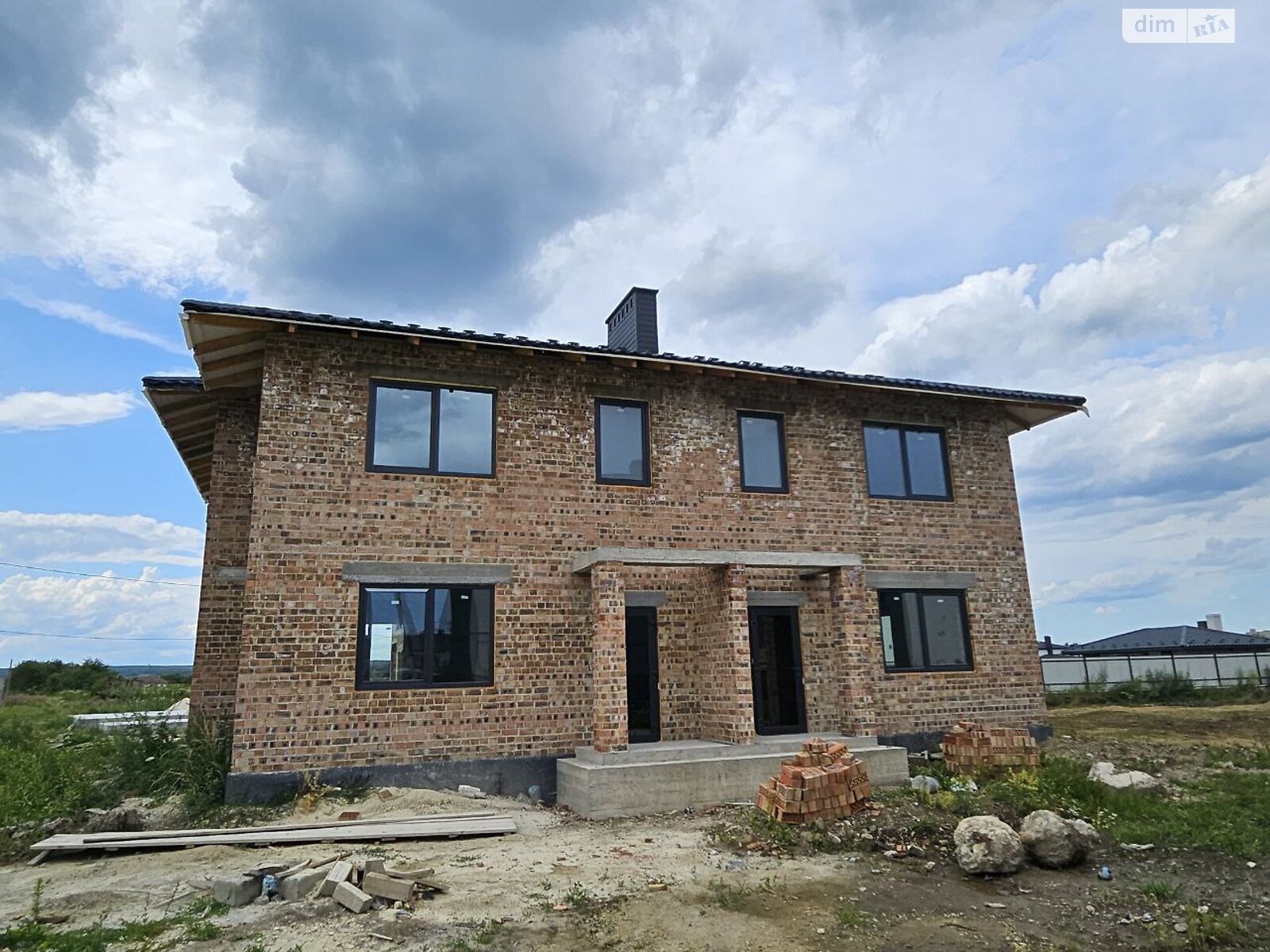 двухэтажный дуплекс, 135 кв. м, кирпич. Продажа в Криховцах фото 1 двухэтажный дуплекс, 135 кв. м, кирпич. Продажа в Криховцах фото 1