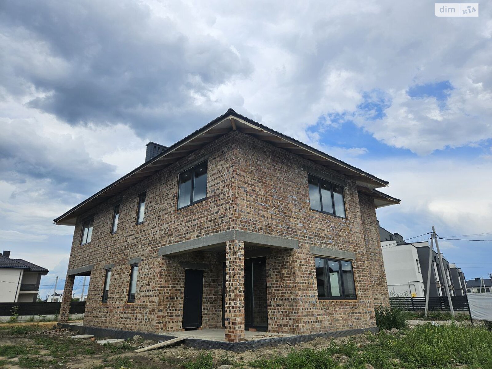 двухэтажный дуплекс, 135 кв. м, кирпич. Продажа в Криховцах фото 1 двухэтажный дуплекс, 135 кв. м, кирпич. Продажа в Криховцах фото 1