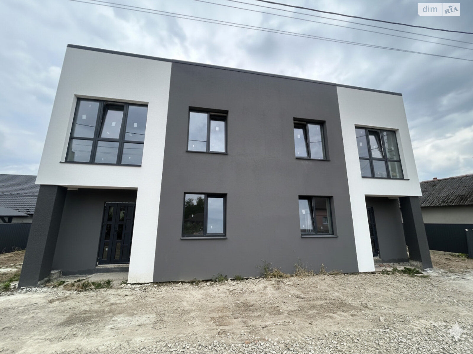 двухэтажный дуплекс, 101.4 кв. м, кирпич. Продажа в Ивано-Франковске район Княгинин фото 1 двухэтажный дуплекс, 101.4 кв. м, кирпич. Продажа в Ивано-Франковске район Княгинин фото 1