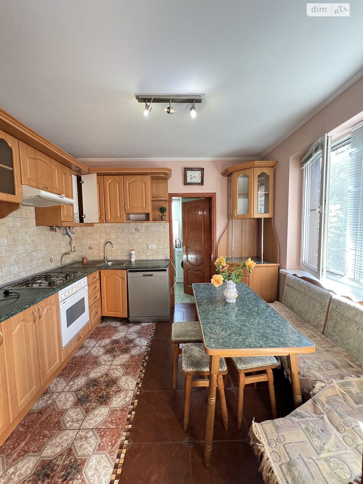 двоповерховий дуплекс, 119 кв. м, цегла. Продаж в Івано-Франківську, район Майзлі фото 1 двоповерховий дуплекс, 119 кв. м, цегла. Продаж в Івано-Франківську, район Майзлі фото 1