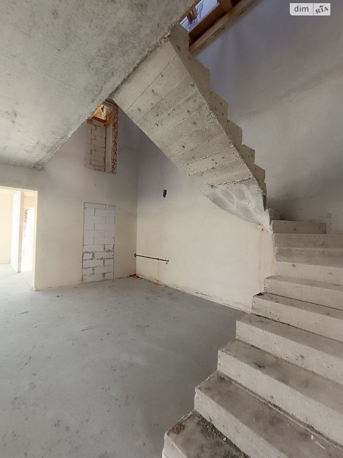 двоповерховий дуплекс, 180 кв. м, цегла. Продаж в Івано-Франківську, район Пасічна фото 1 двоповерховий дуплекс, 180 кв. м, цегла. Продаж в Івано-Франківську, район Пасічна фото 1