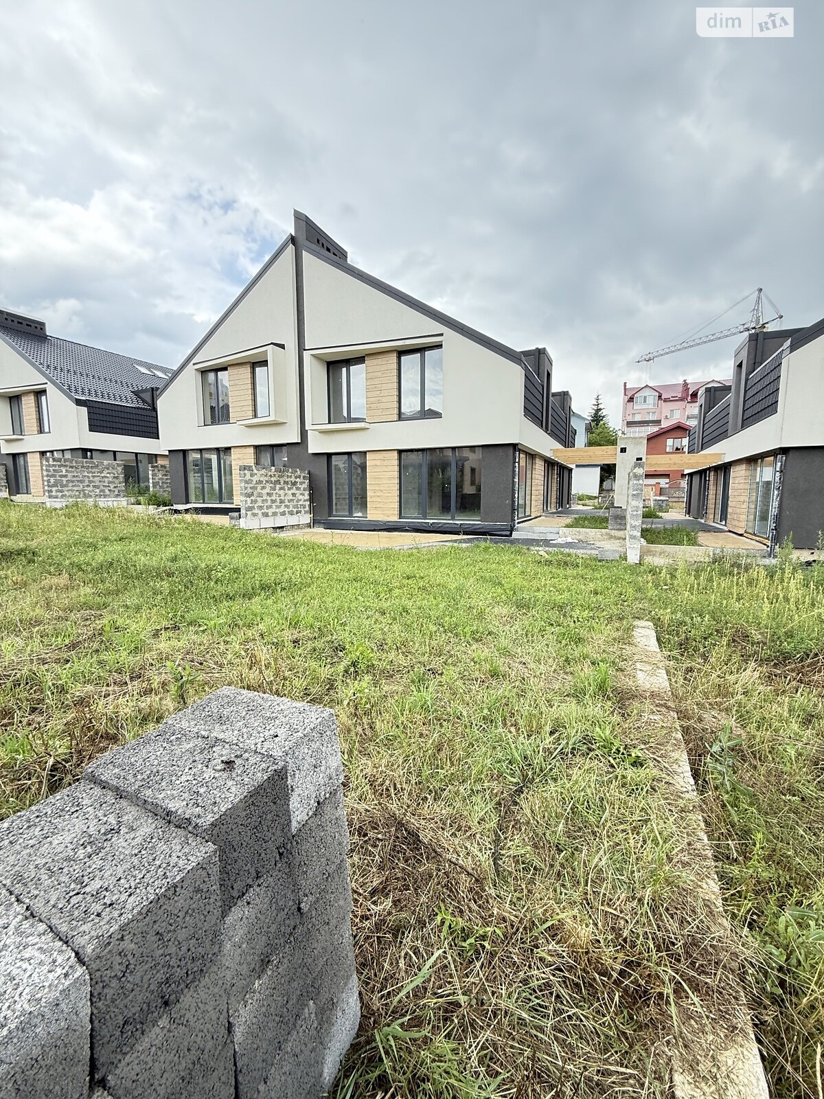 двоповерховий дуплекс, 190 кв. м, цегла. Продаж в Івано-Франківську, район Пасічна фото 1 двоповерховий дуплекс, 190 кв. м, цегла. Продаж в Івано-Франківську, район Пасічна фото 1