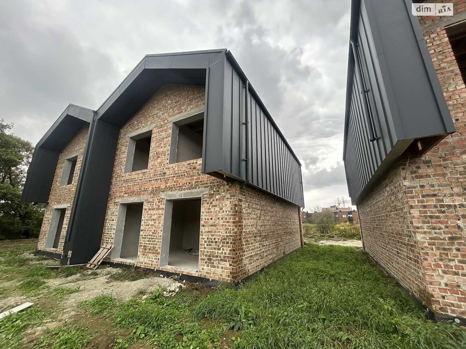 двухэтажный дуплекс, 126 кв. м, кирпич. Продажа в Ивано-Франковске фото 1 двухэтажный дуплекс, 126 кв. м, кирпич. Продажа в Ивано-Франковске фото 1