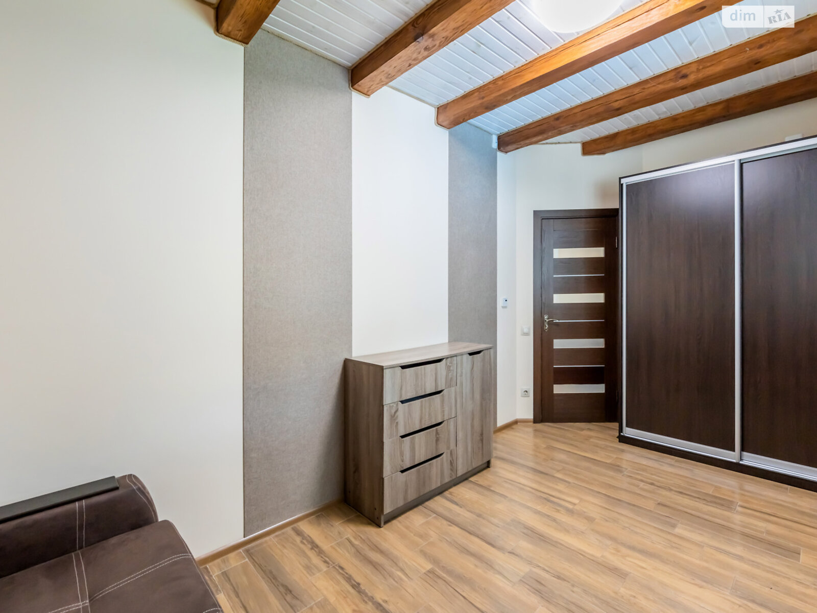 двоповерховий дуплекс, 109 кв. м, цегла. Продаж в Києві, район Берковець фото 1 двоповерховий дуплекс, 109 кв. м, цегла. Продаж в Києві, район Берковець фото 1