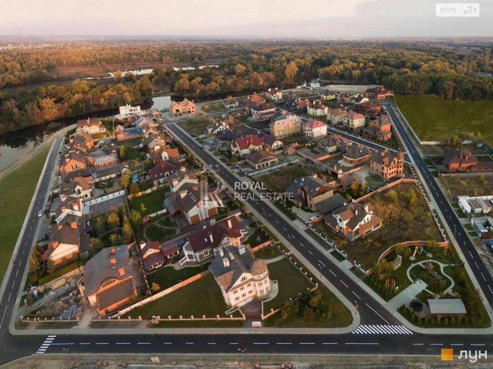 триповерховий дуплекс, 300 кв. м, керамический блок. Продаж в Києві, район Голосіївський фото 1 триповерховий дуплекс, 300 кв. м, керамический блок. Продаж в Києві, район Голосіївський фото 1