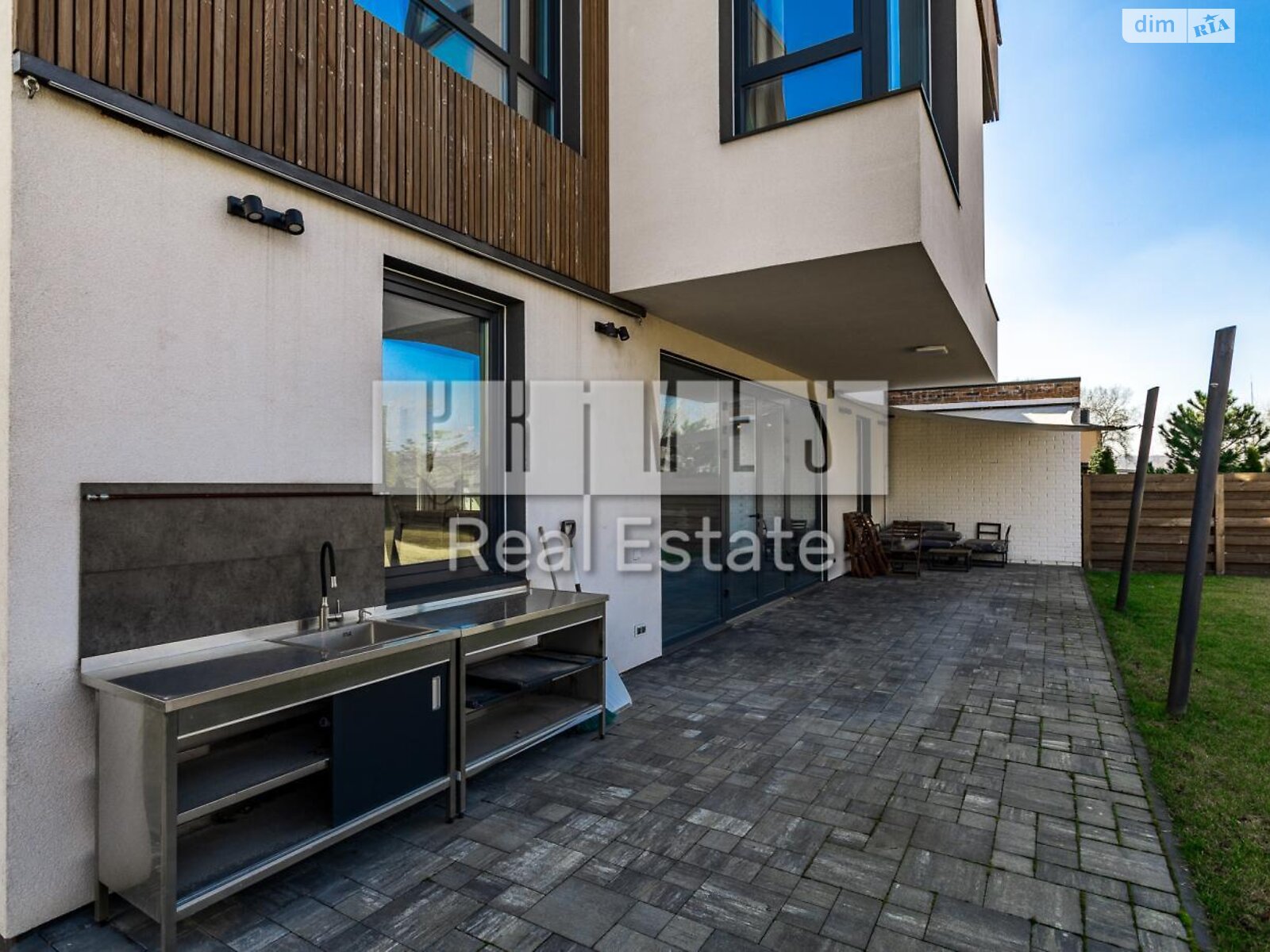 двухэтажный дуплекс, 155 кв. м, кирпич. Продажа в Киеве район Голосеевский фото 1 двухэтажный дуплекс, 155 кв. м, кирпич. Продажа в Киеве район Голосеевский фото 1