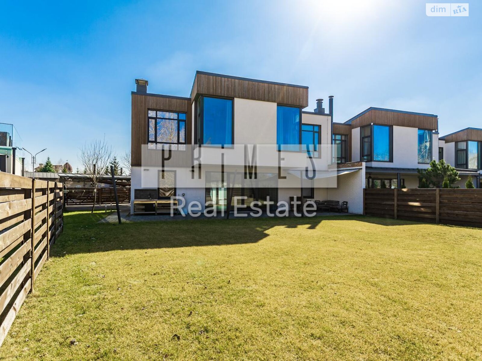 двухэтажный дуплекс, 155 кв. м, кирпич. Продажа в Киеве район Голосеевский фото 1 двухэтажный дуплекс, 155 кв. м, кирпич. Продажа в Киеве район Голосеевский фото 1