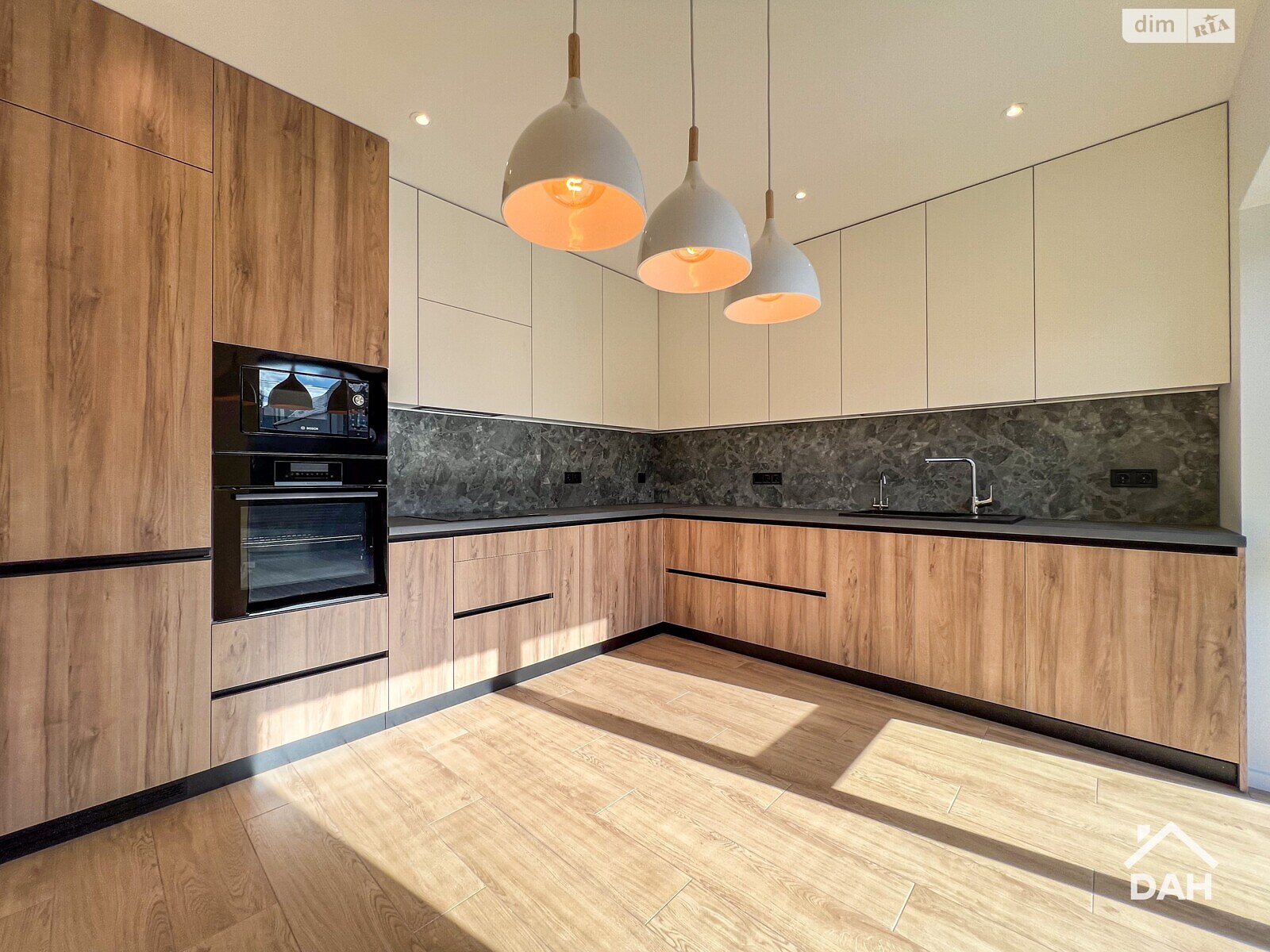 двоповерховий дуплекс, 250 кв. м, цегла. Продаж в Києві, район Жуляни фото 1