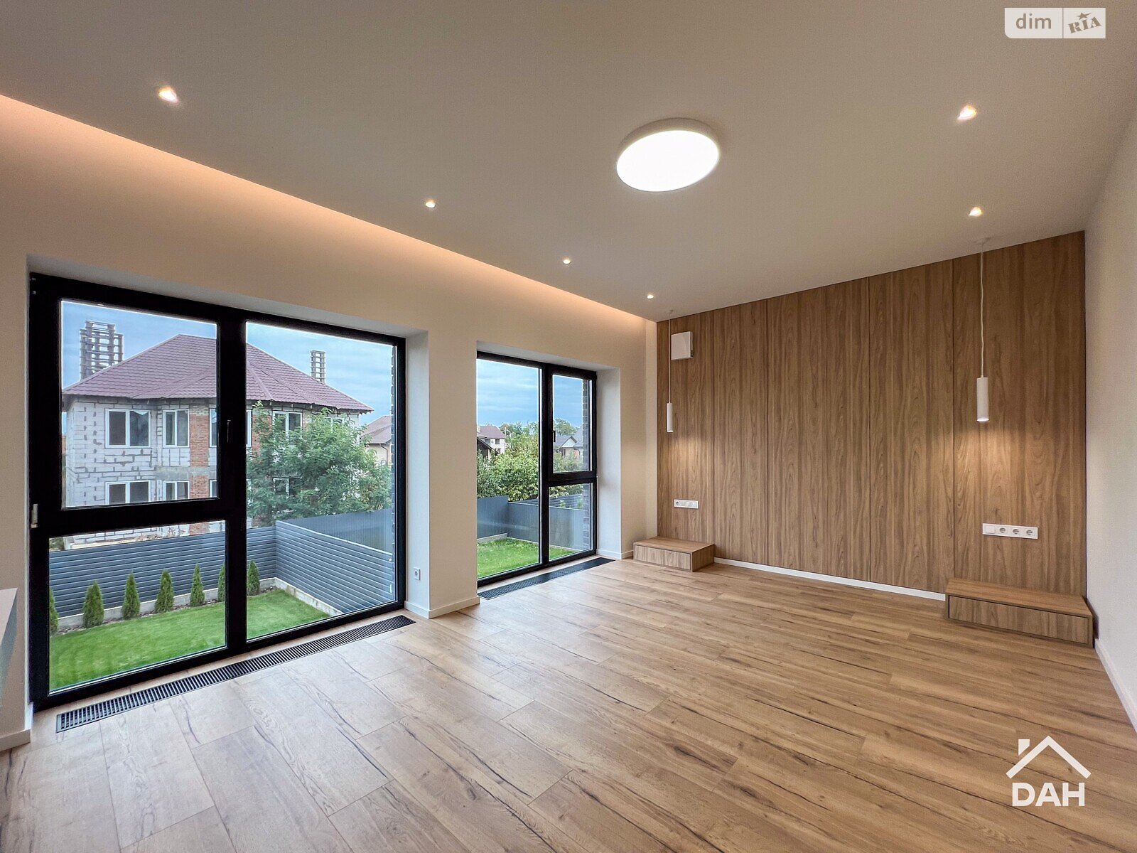 двоповерховий дуплекс, 250 кв. м, цегла. Продаж в Києві, район Жуляни фото 1