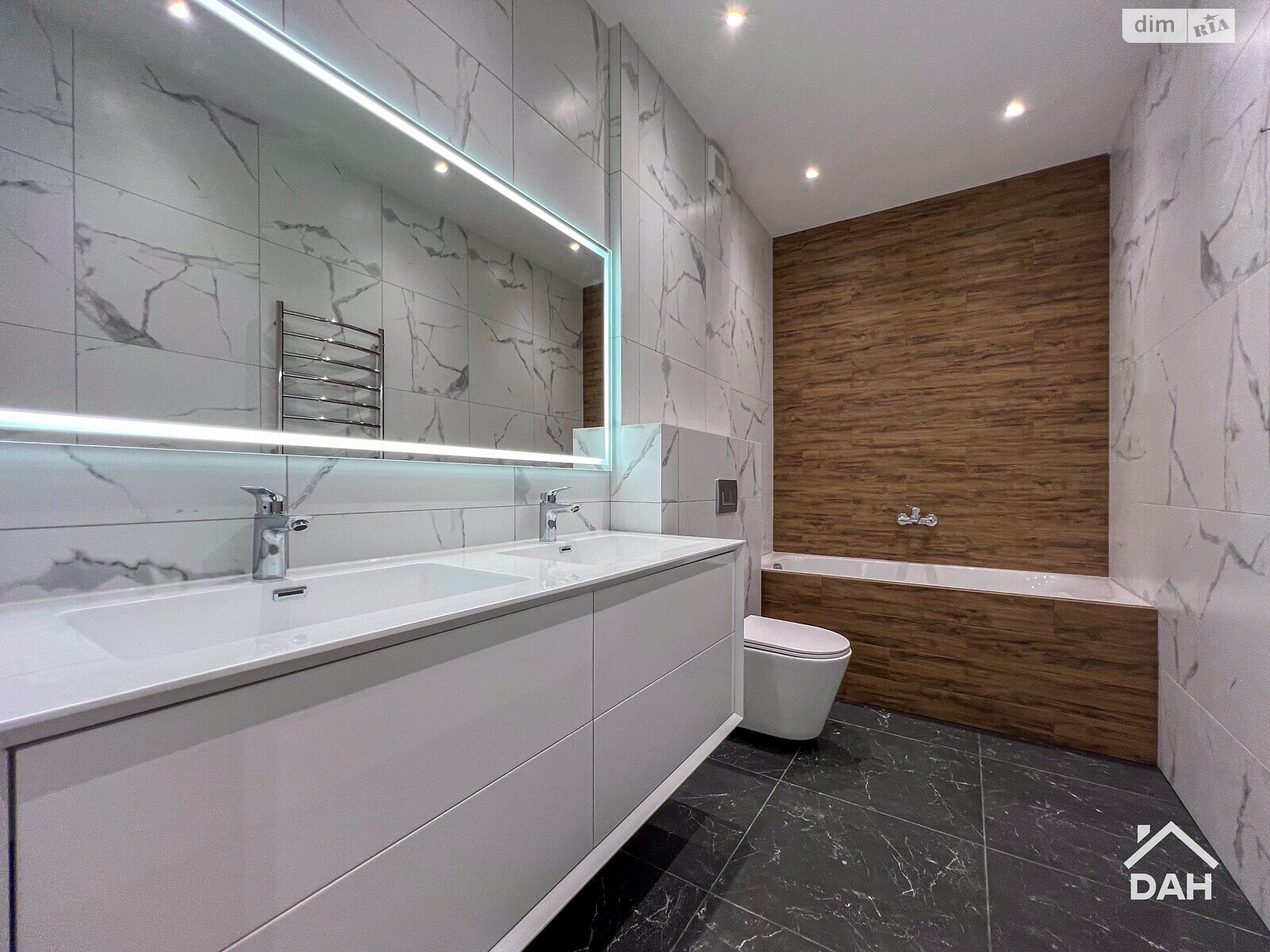 двоповерховий дуплекс, 250 кв. м, цегла. Продаж в Києві, район Жуляни фото 1