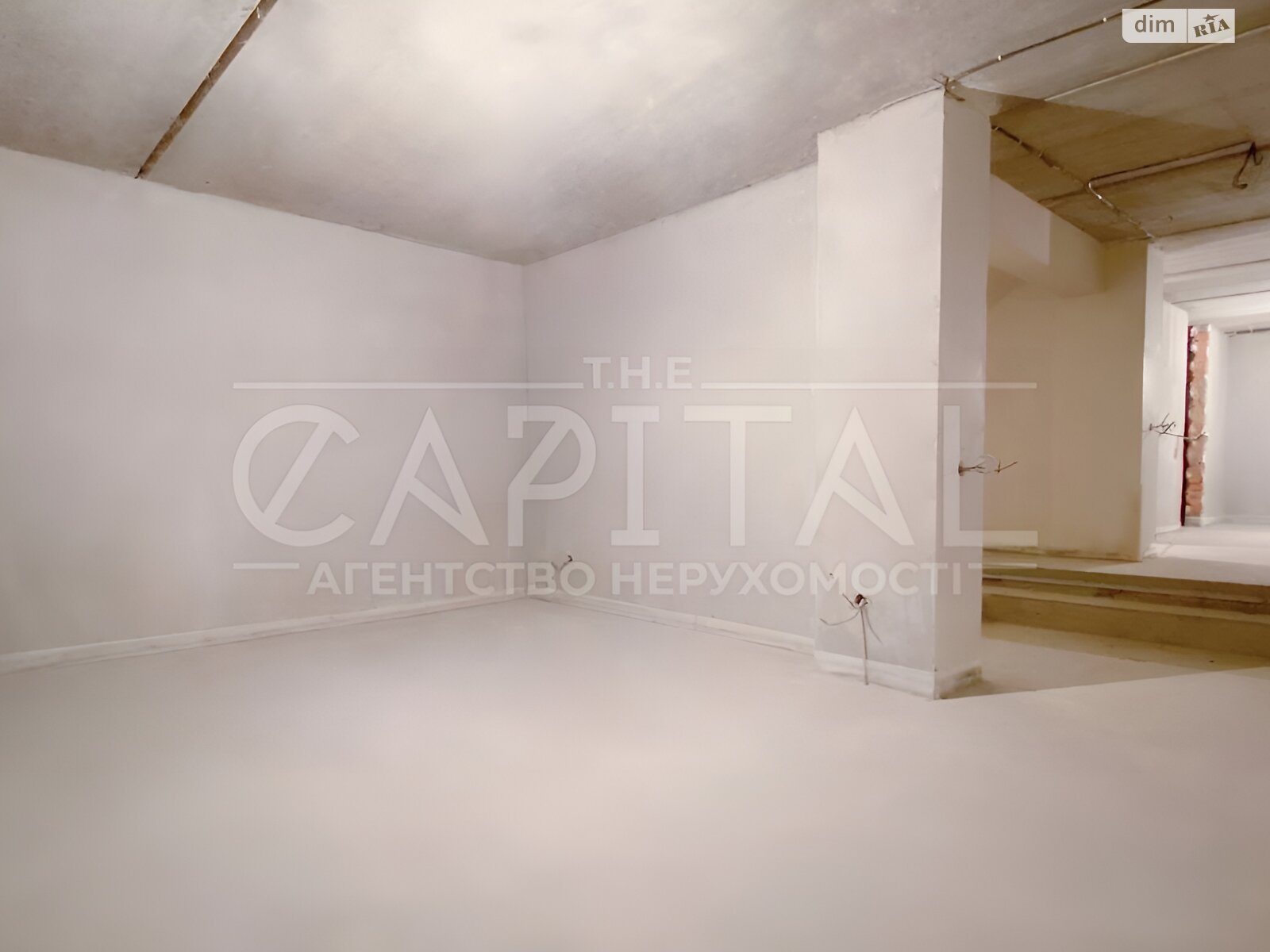 трехэтажный дуплекс, 250 кв. м, кирпич. Продажа в Киеве район Жуляны фото 1 трехэтажный дуплекс, 250 кв. м, кирпич. Продажа в Киеве район Жуляны фото 1
